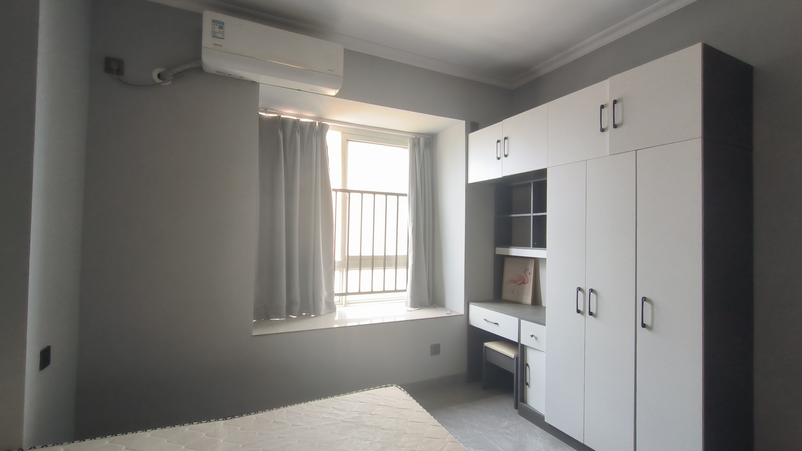 佳源罗马都市 1室0厅0卫 1300.0元/月 佳源罗马都市 1室0厅0卫 1300.0元/月室内图