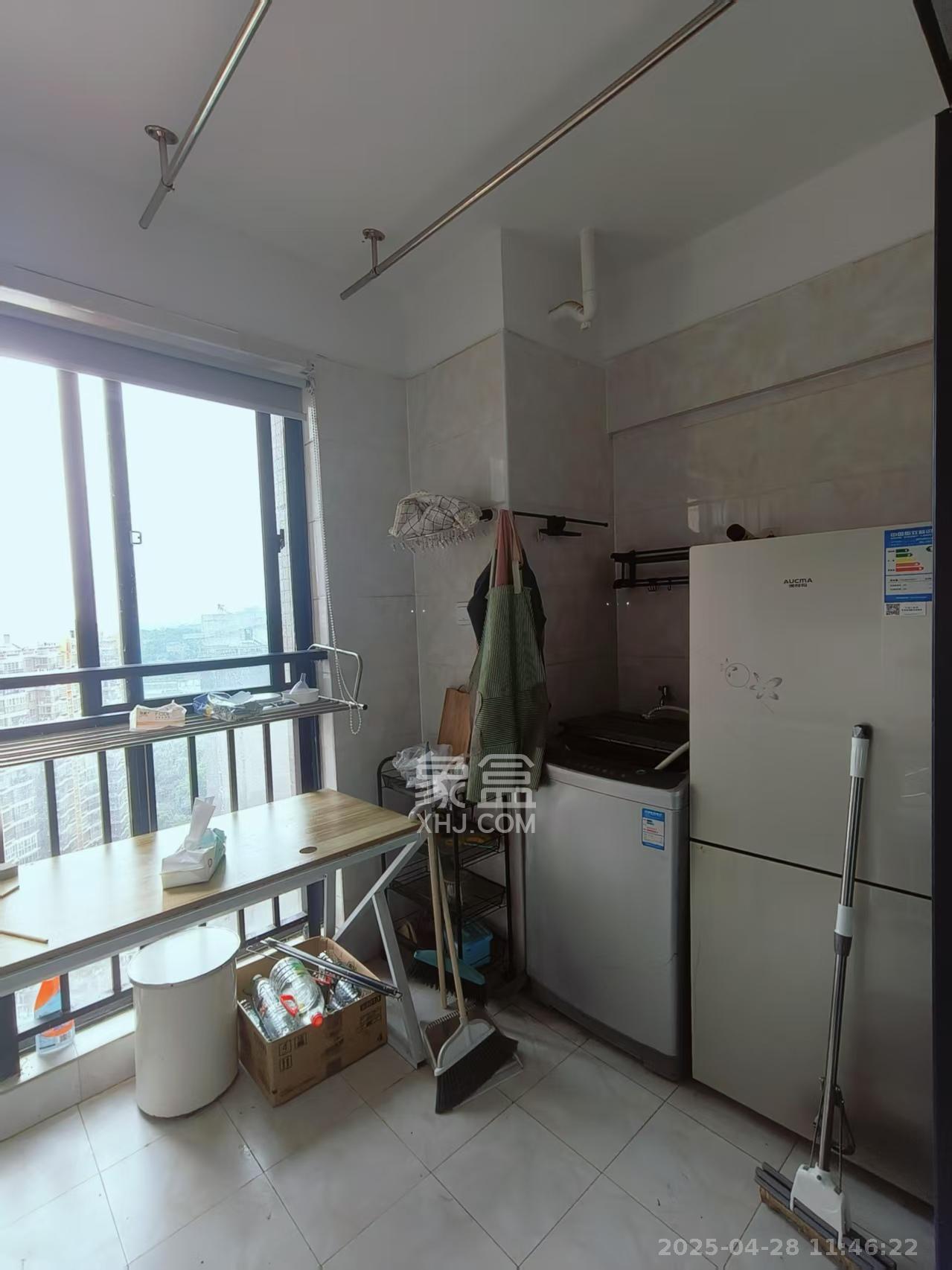 山水湾  1室1厅1卫   1500.00元/月室内图