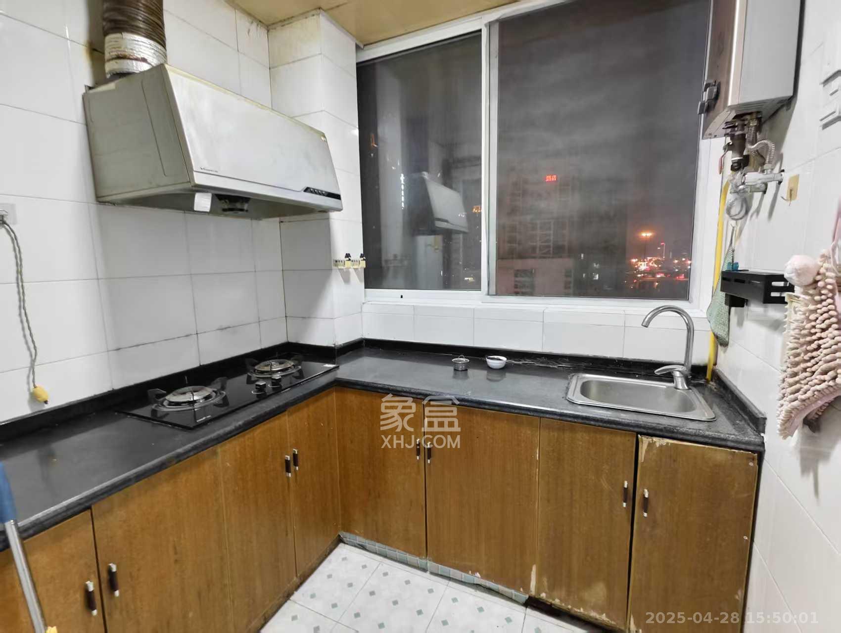 建鸿达现代公寓  1室1厅1卫   1500.00元/月室内图