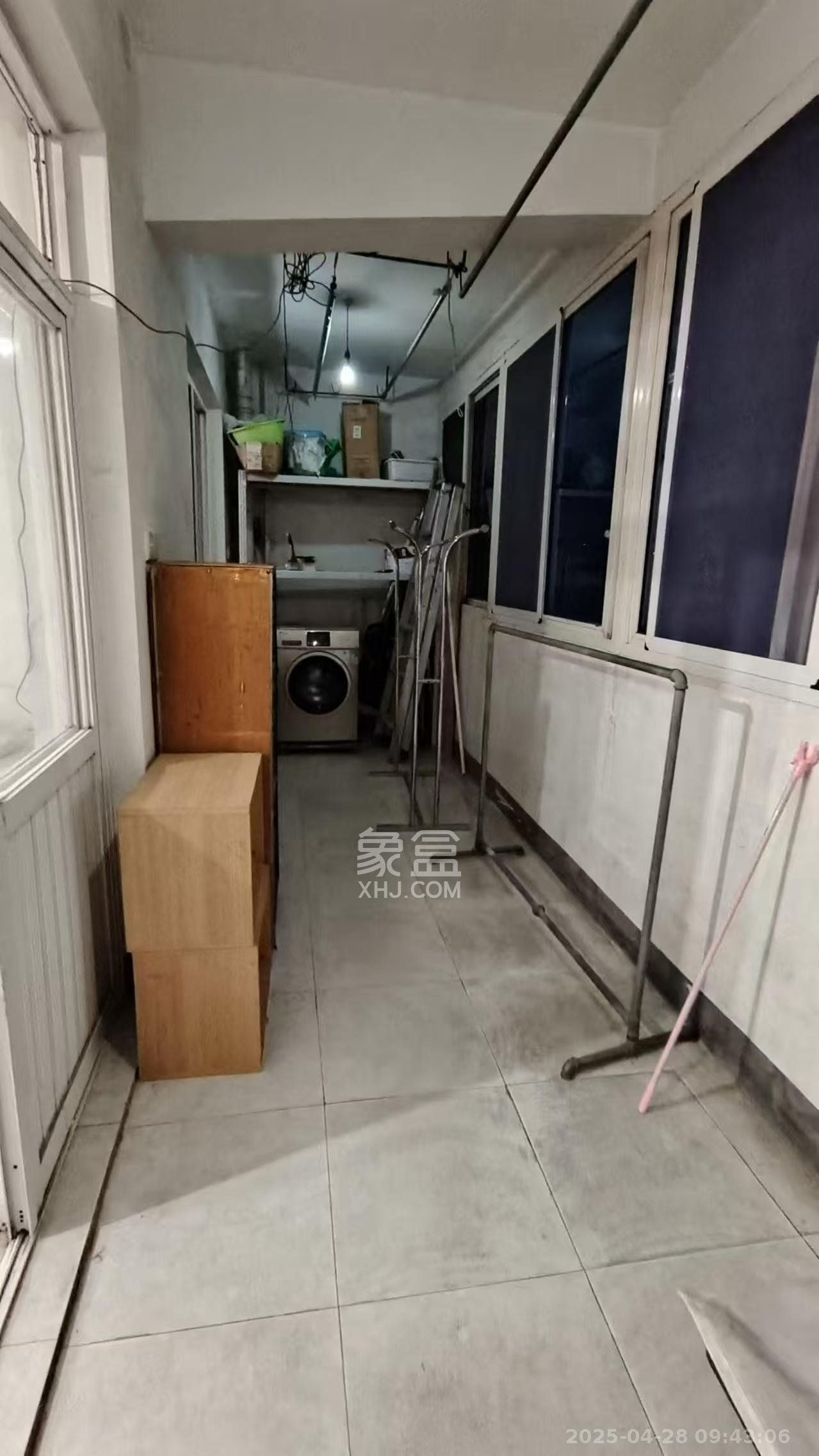 荷花园电信宿舍（天辰荷花苑）  2室1厅1卫   1900.00元/月室内图