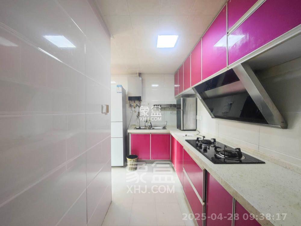 五矿万境水岸一期(万境水岸嘉苑) 2室2厅1卫 2100.0元/月 五矿万境水岸一期(万境水岸嘉苑) 2室2厅1卫 2100.0元/月室内图