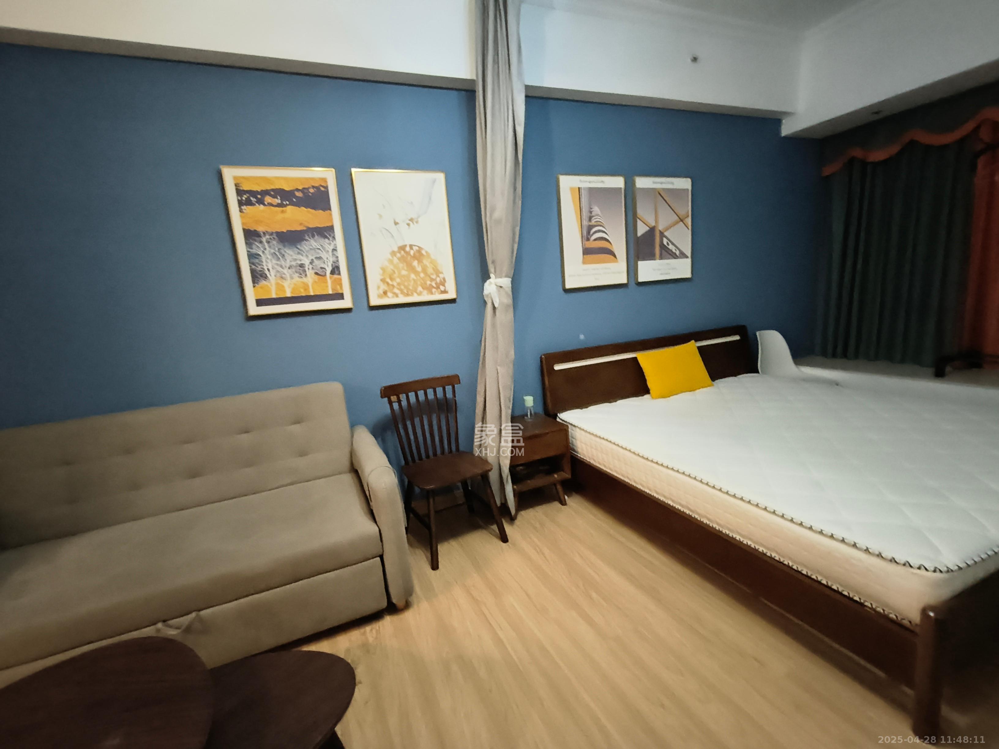 碧桂园星城首府  2室1厅1卫    1400.0元/月 碧桂园星城首府  2室1厅1卫    1400.0元/月室内图