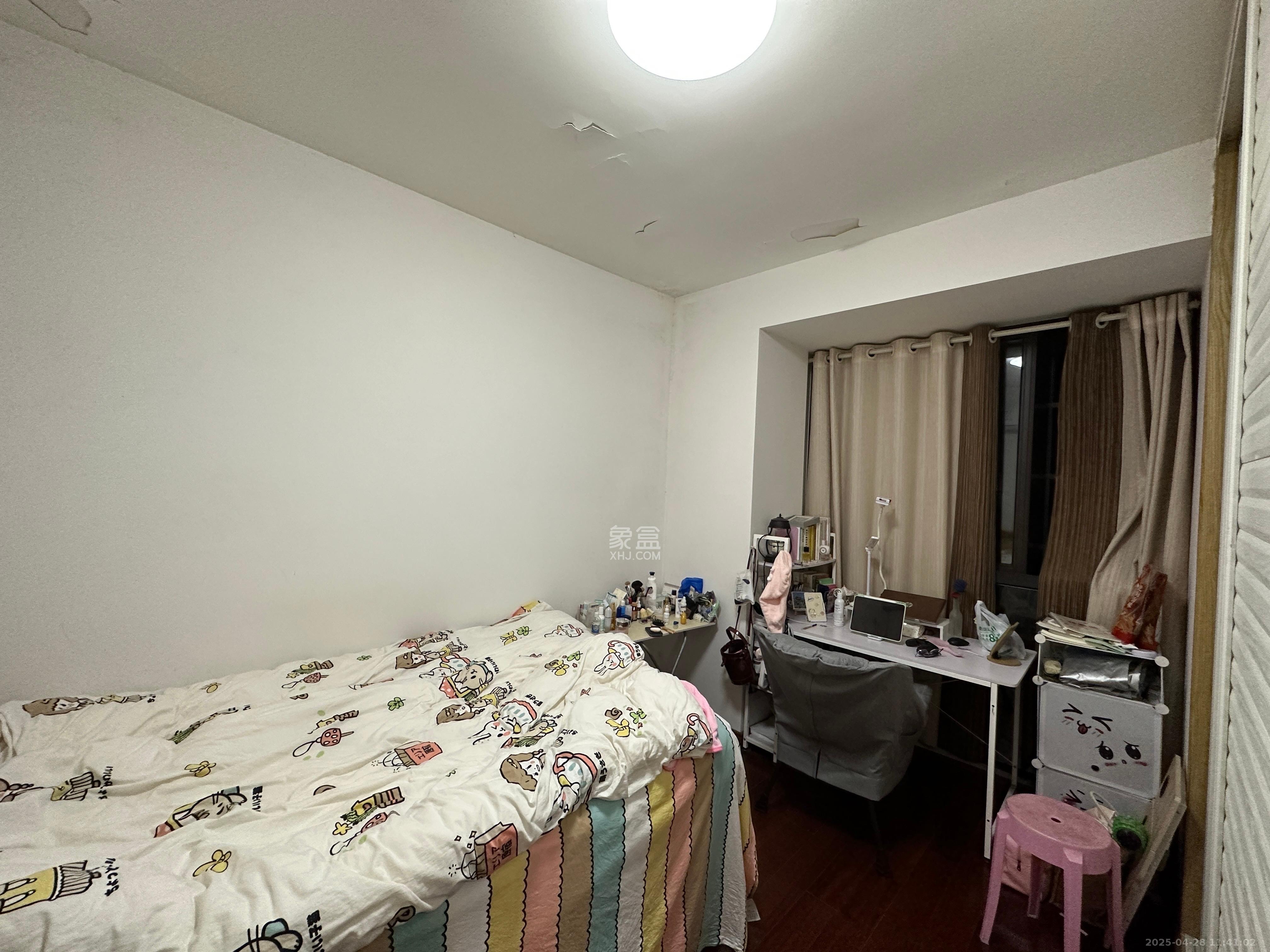 保利麓谷林语F区  3室2厅1卫   2700.00元/月室内图