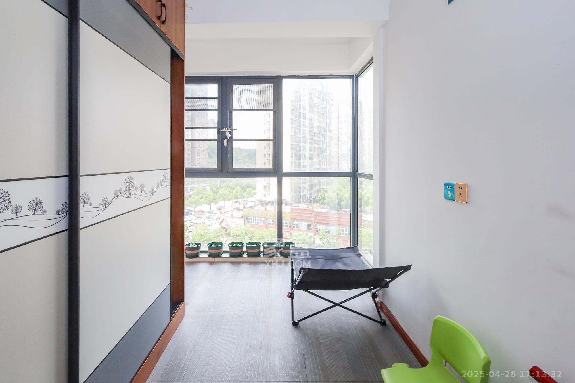 谷山庭院二期  3室2厅1卫    49.8万 谷山庭院二期  3室2厅1卫    49.8万卧室