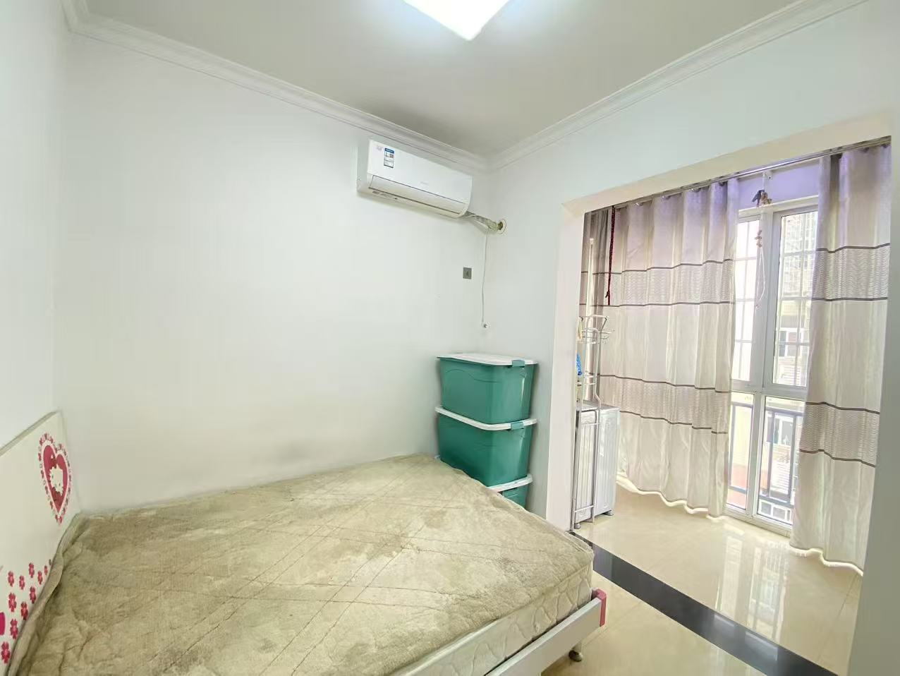 学府花园(文苑瑞景) 2室2厅1卫 1300.0元/月 学府花园(文苑瑞景) 2室2厅1卫 1300.0元/月室内图