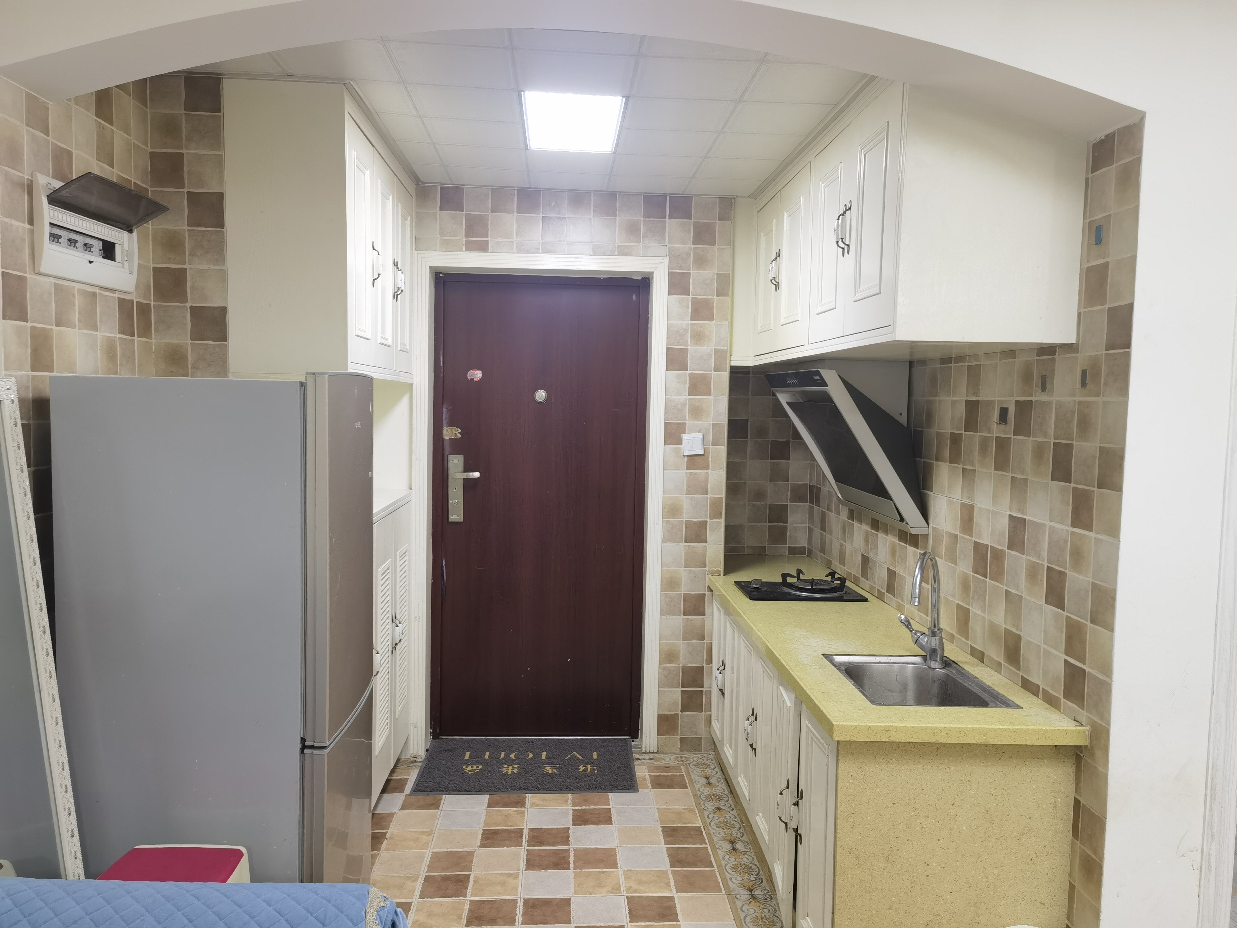 新九龙环球商业广场 2室1厅1卫 1380.0元/月 新九龙环球商业广场 2室1厅1卫 1380.0元/月室内图