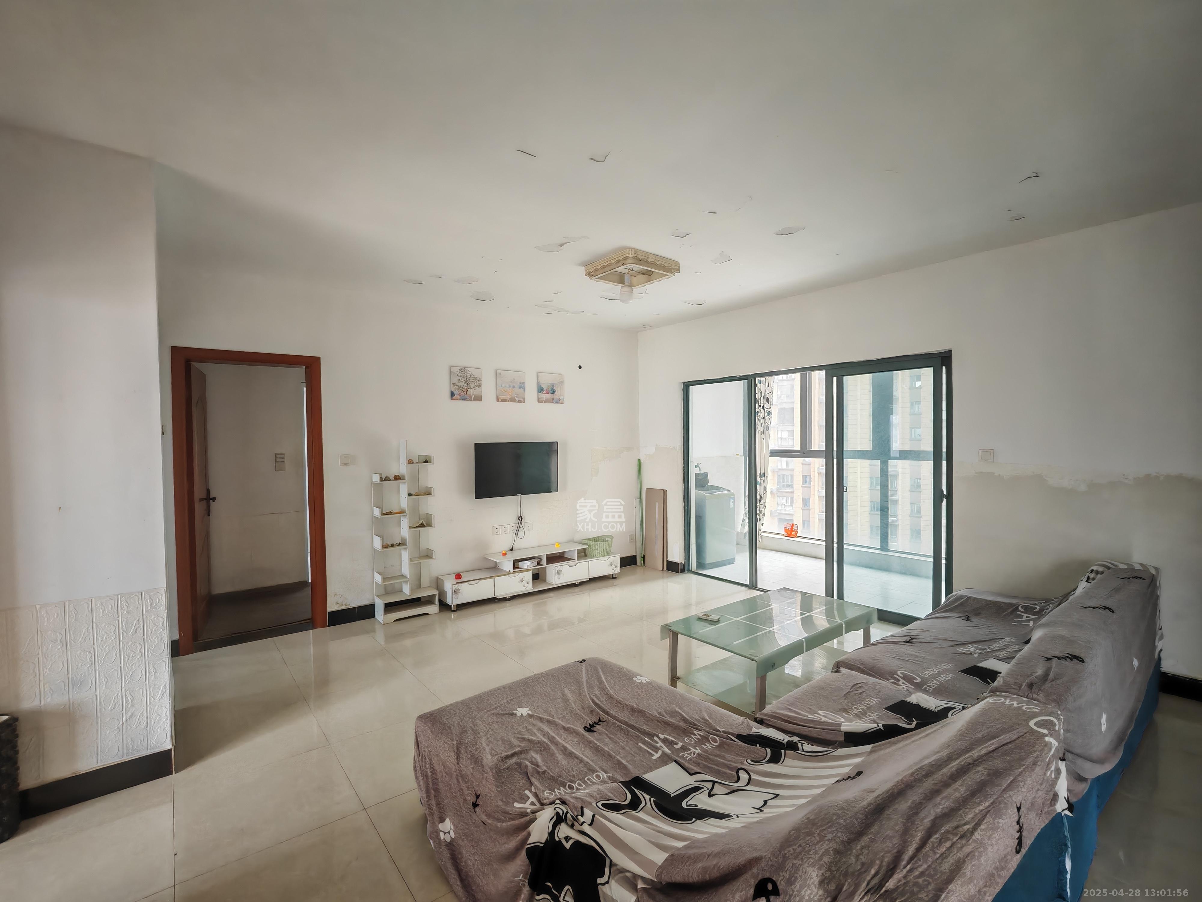 荣盛花语书苑 3室2厅2卫 3000.0元/月 荣盛花语书苑 3室2厅2卫 3000.0元/月室内图