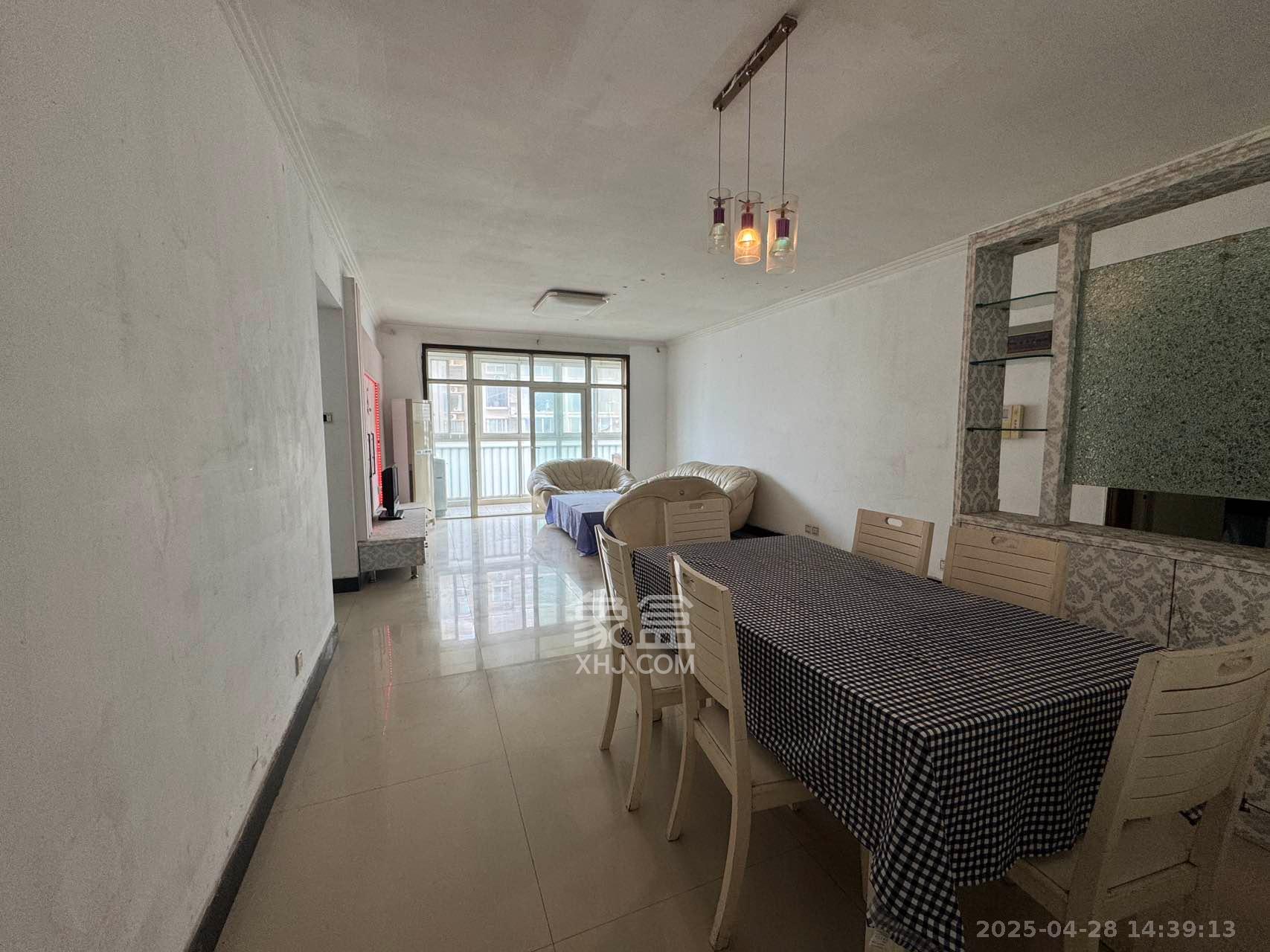 金碧文华 3室2厅2卫 2600.0元/月 金碧文华 3室2厅2卫 2600.0元/月室内图