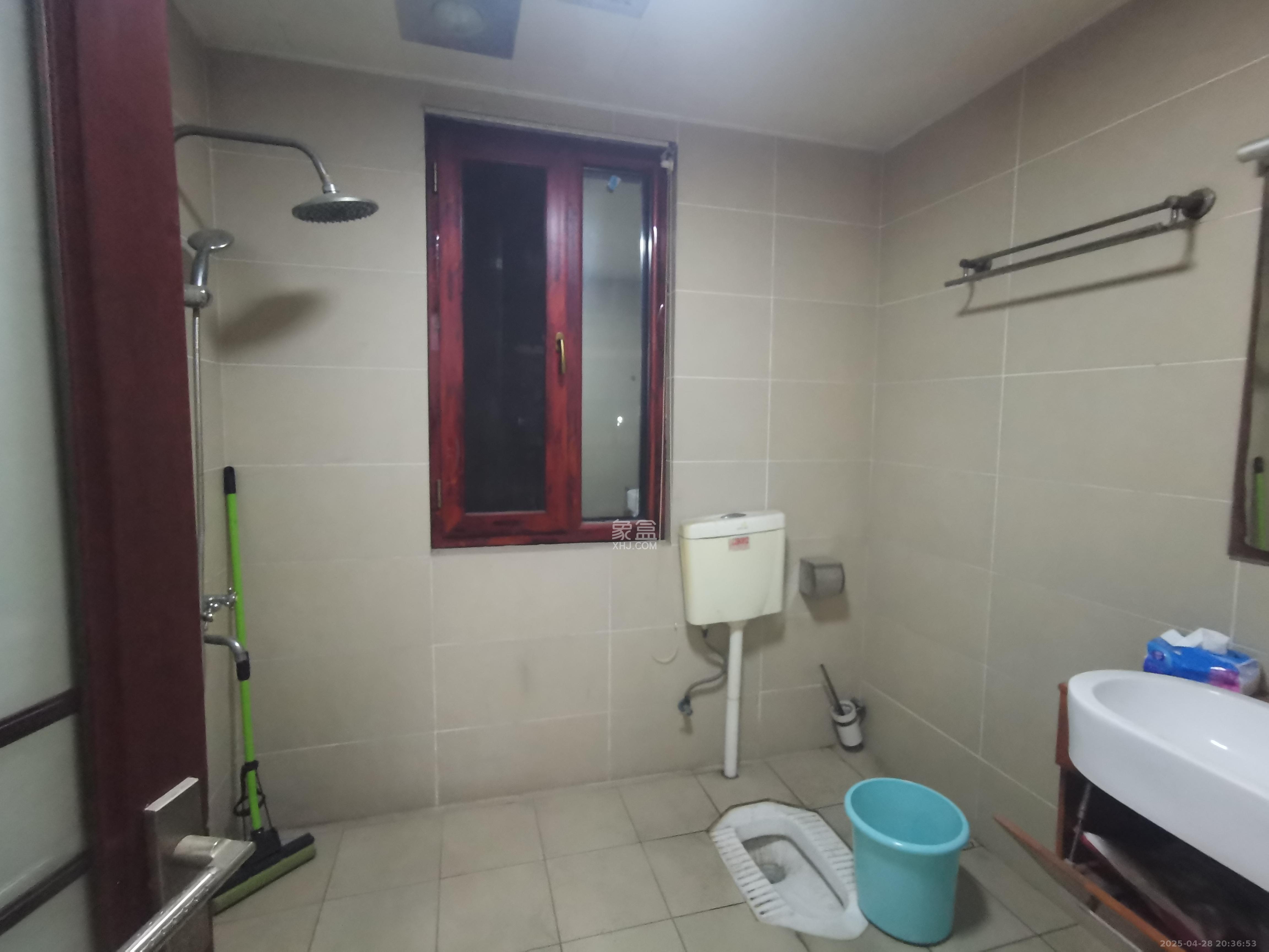 水云间  6室2厅5卫   8500.00元/月室内图