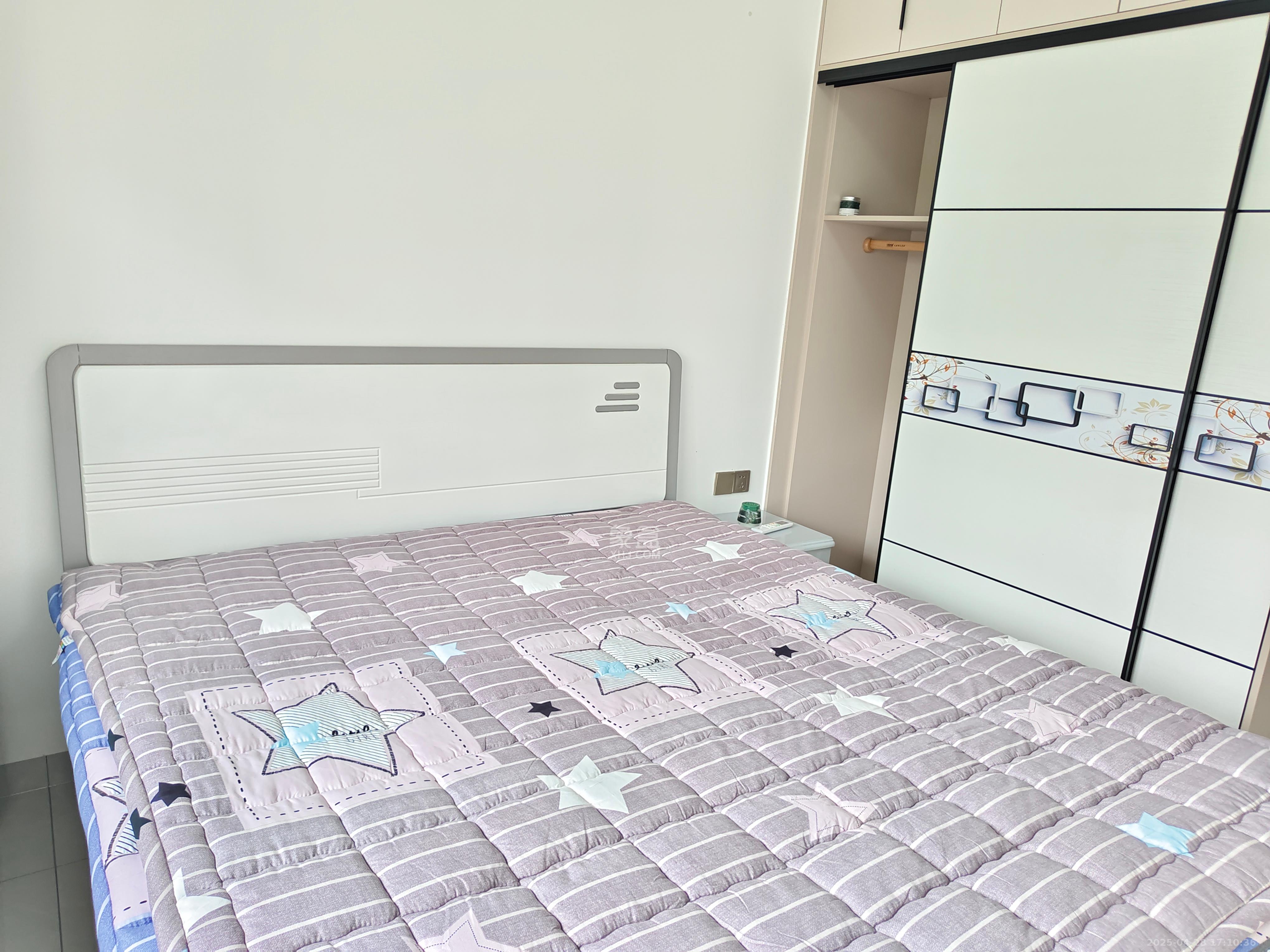 文景家园  2室1厅1卫   2300.00元/月室内图