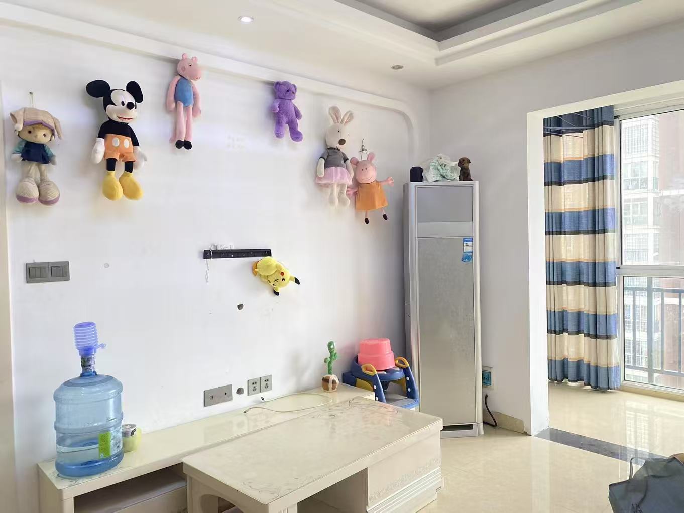 学府花园(文苑瑞景) 2室2厅1卫 1300.0元/月 学府花园(文苑瑞景) 2室2厅1卫 1300.0元/月室内图