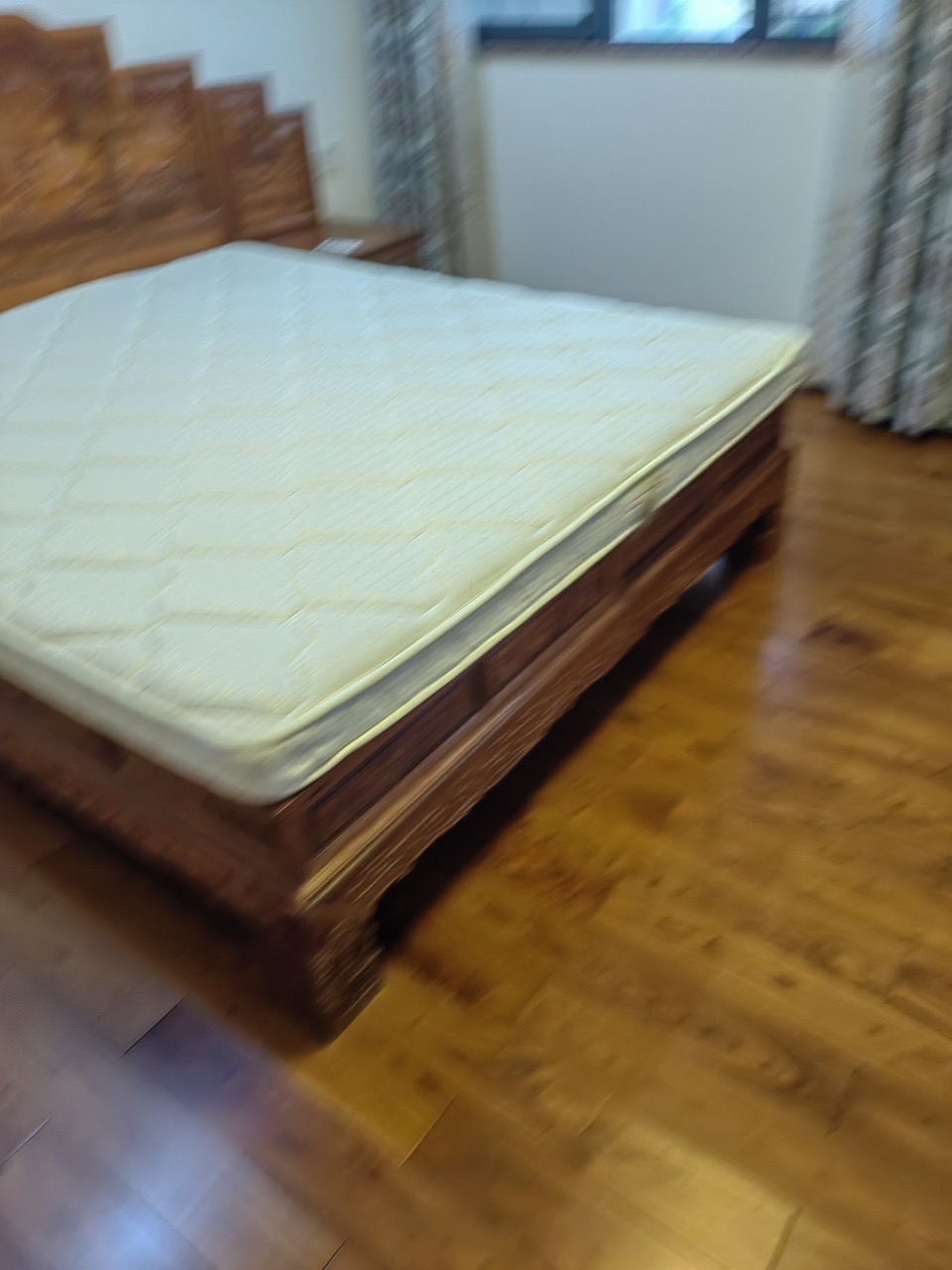龙墅湾  6室5厅4卫   35000.00元/月室内图