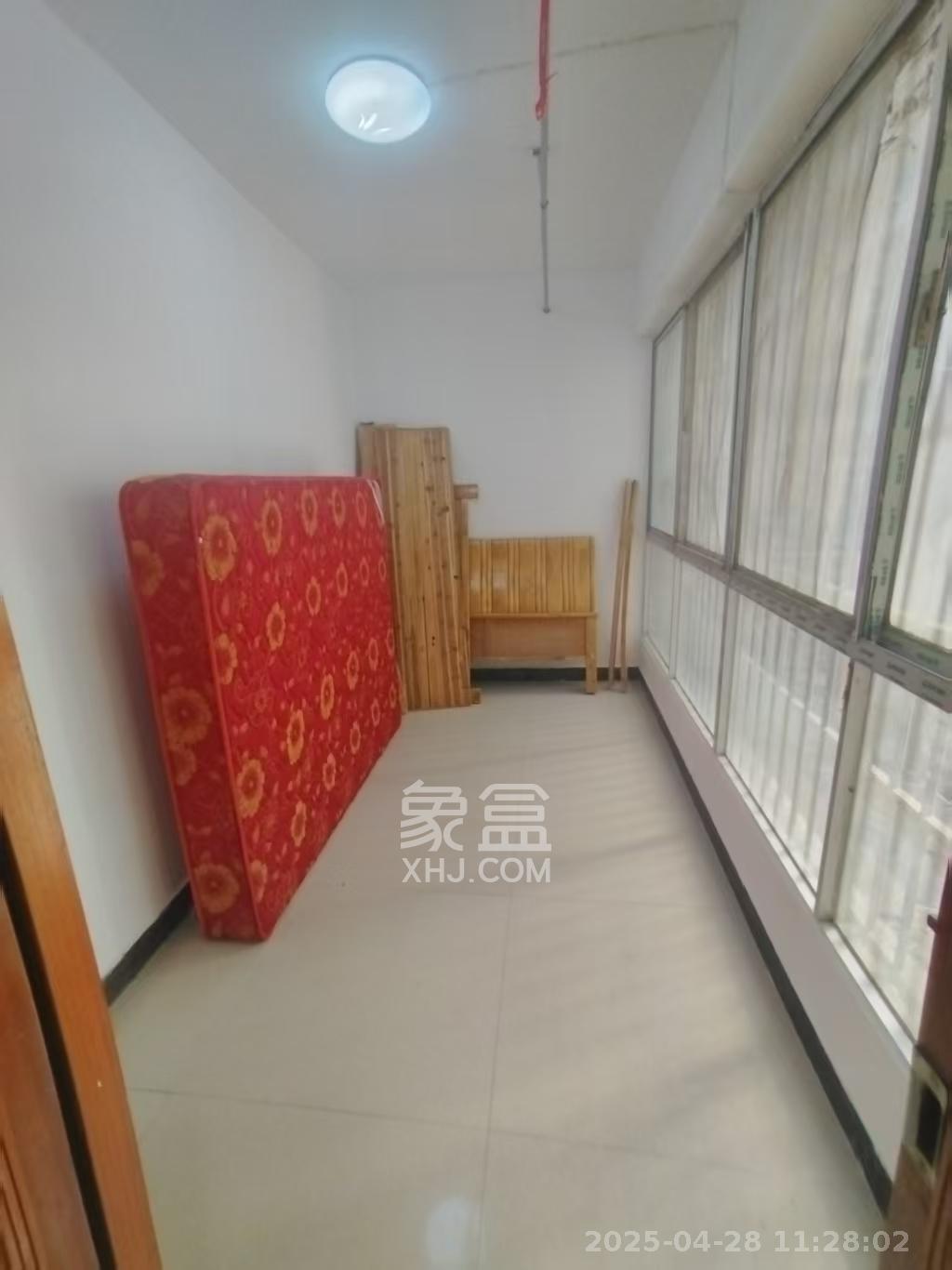 佳美星城 3室2厅2卫 2100.0元/月 佳美星城 3室2厅2卫 2100.0元/月室内图