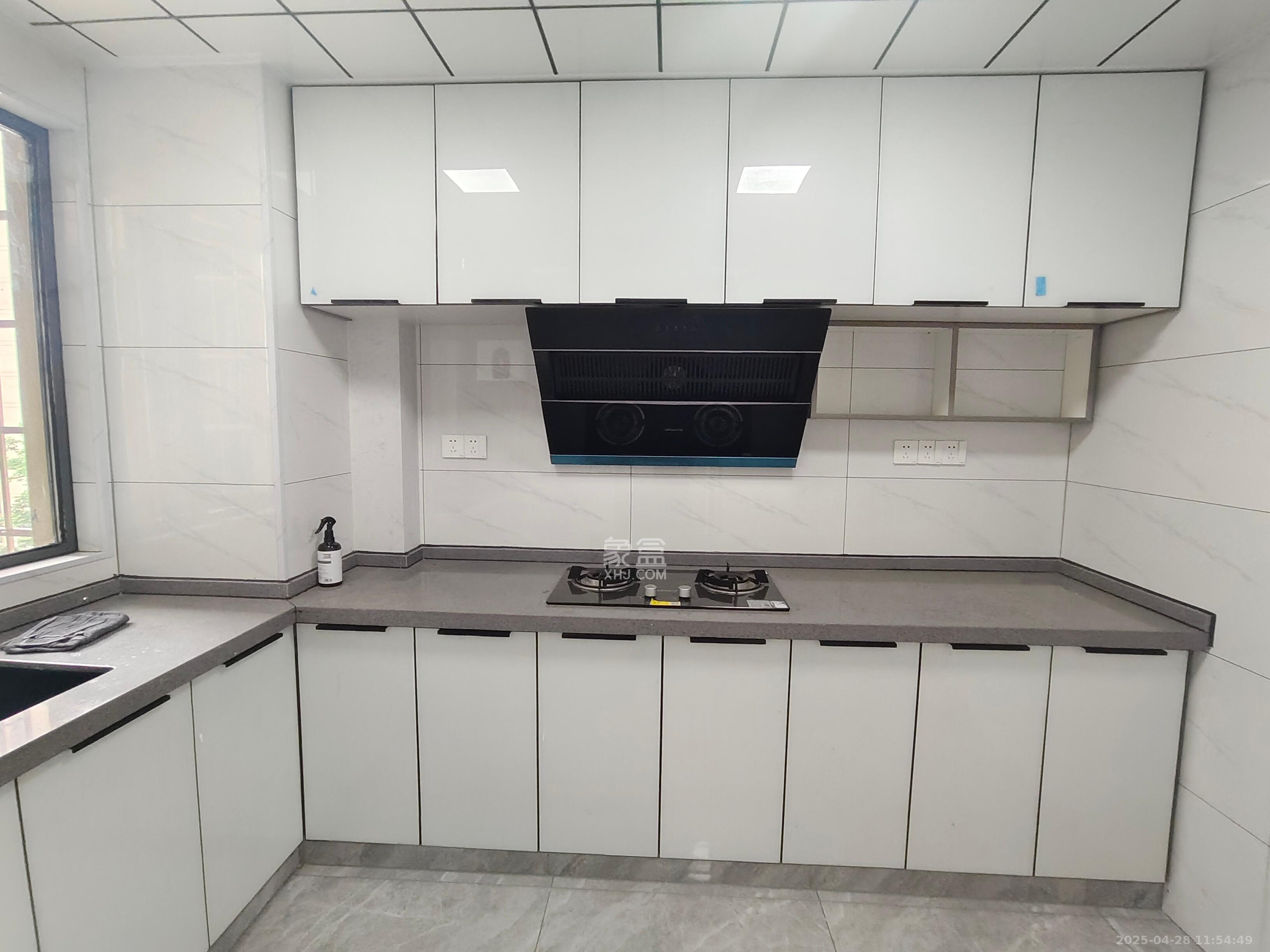 真人桥家园一期  4室2厅2卫    2600.0元/月 真人桥家园一期  4室2厅2卫    2600.0元/月室内图