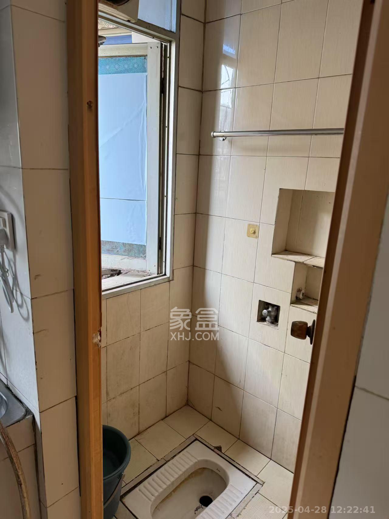 长沙市织布厂（佘家塘9栋）  1室0厅0卫   1100.00元/月