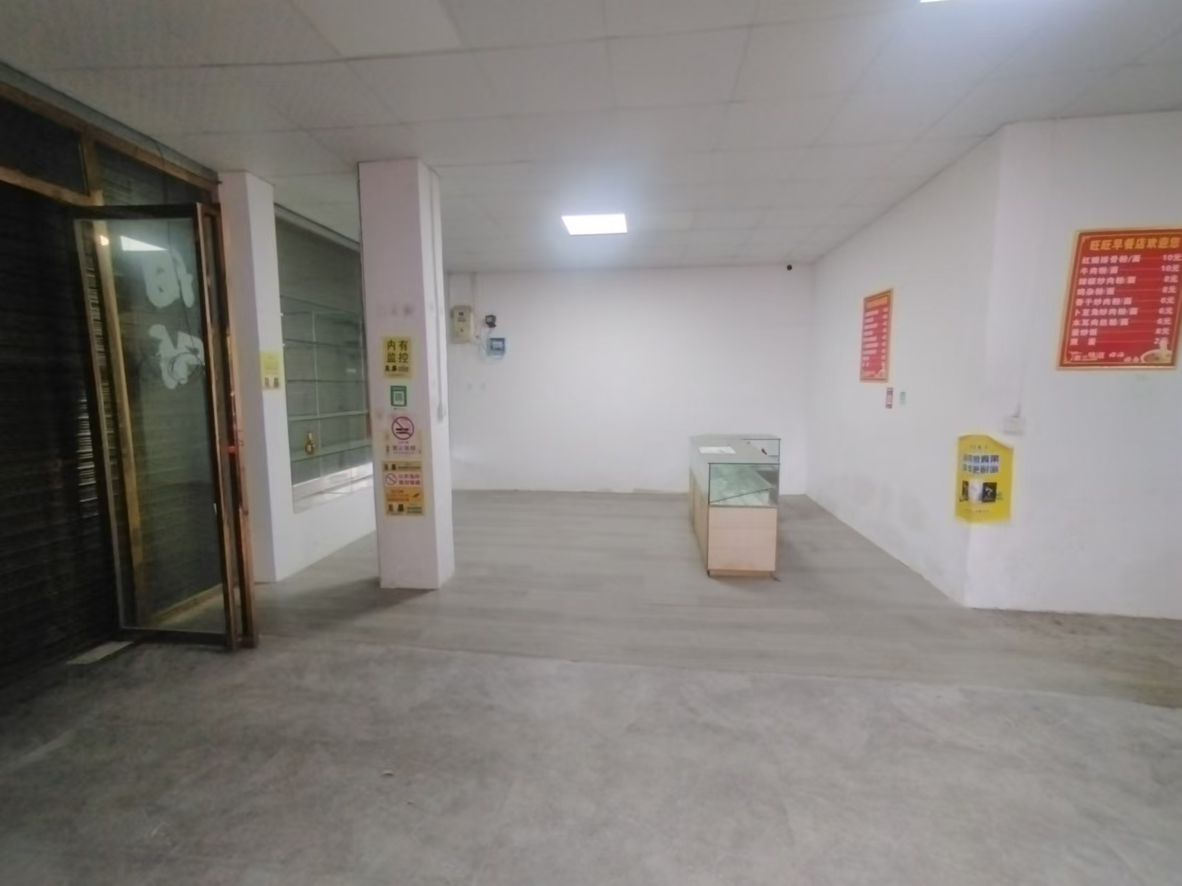 毛家塘安置小区  1室1厅1卫   1800.00元/月室内图