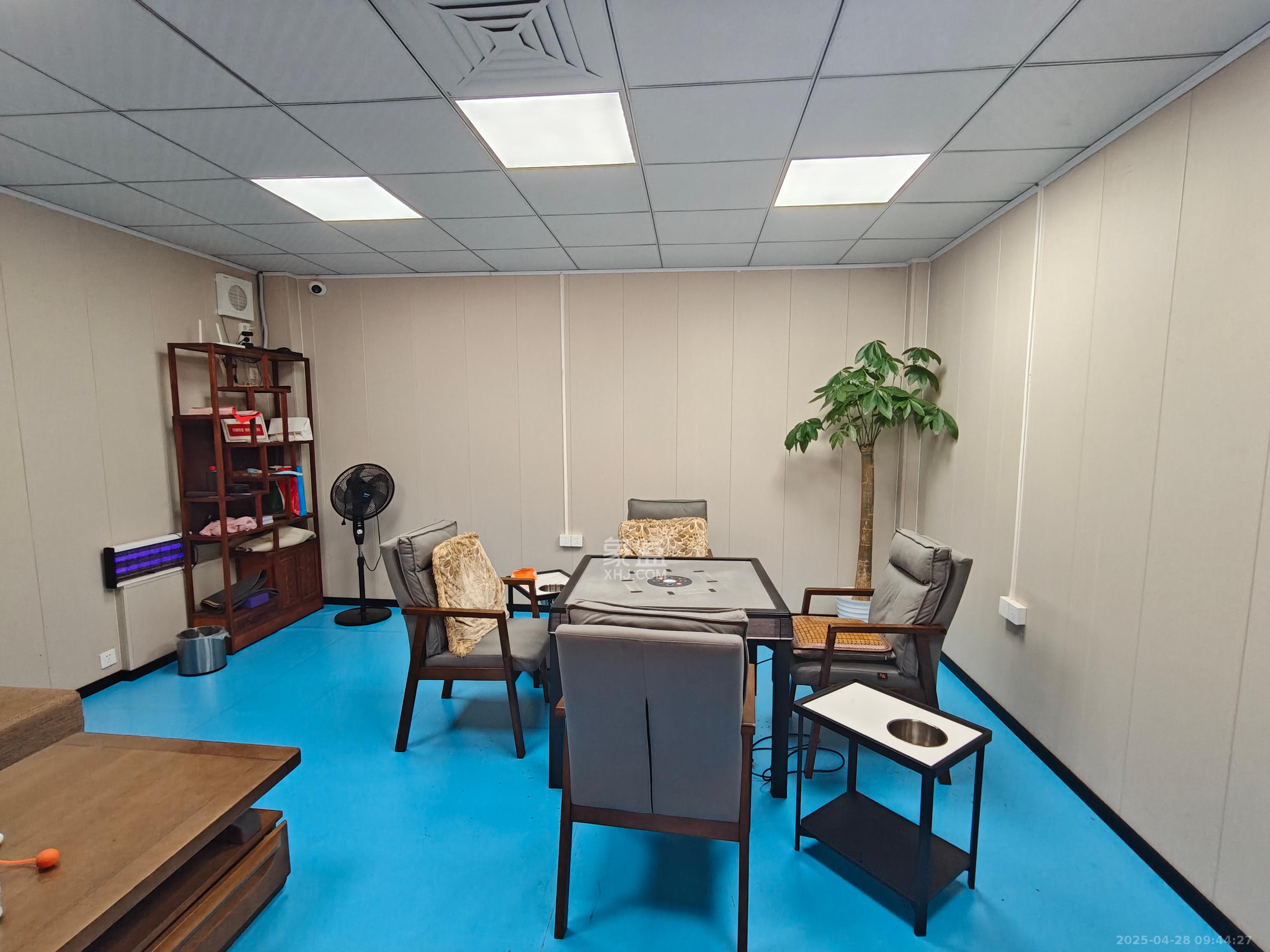 奥林匹克花园   110.0㎡      2500.0元/月室内图