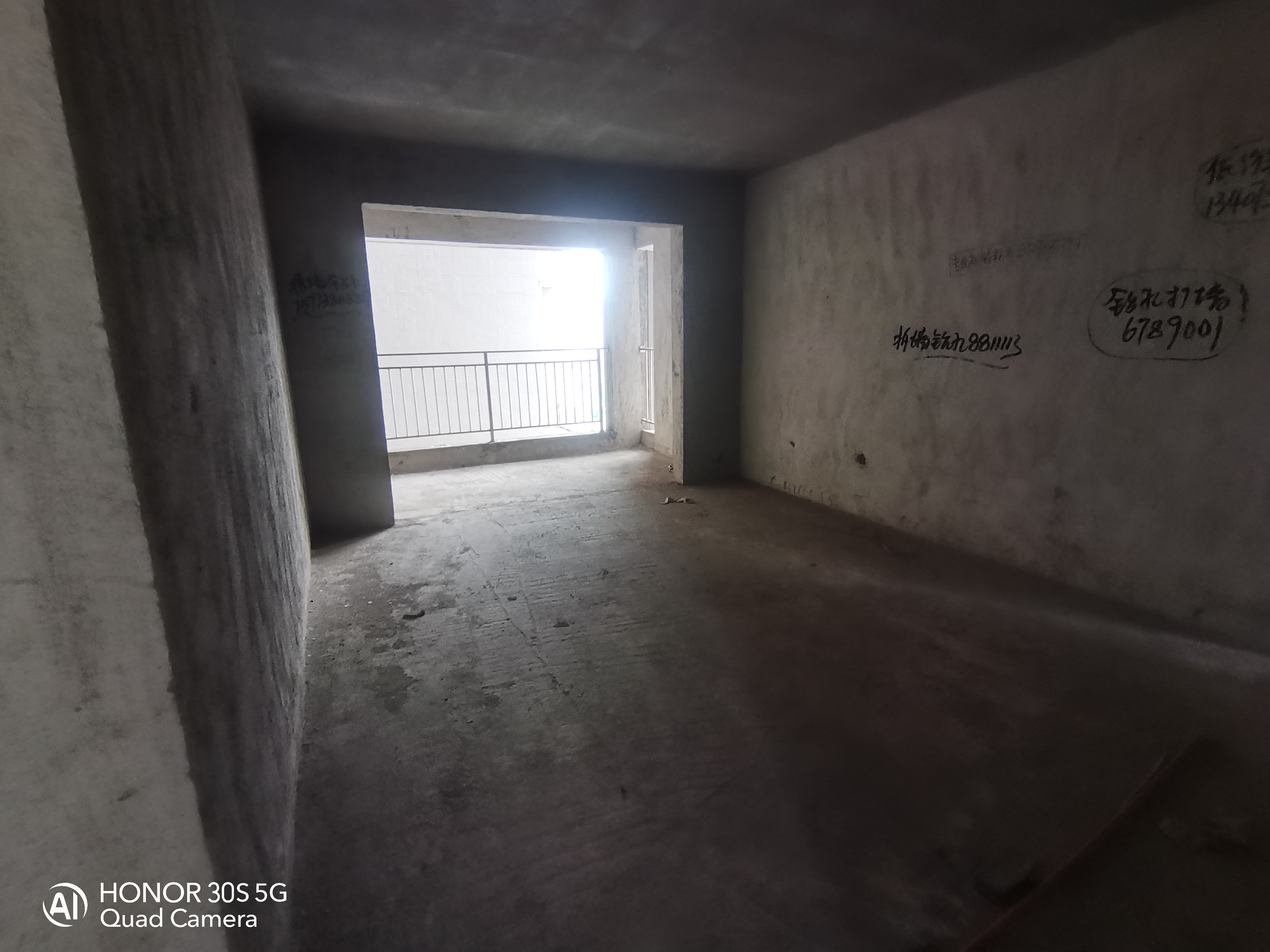 金御中央  3室2厅2卫    54.8万 金御中央  3室2厅2卫    54.8万室内图