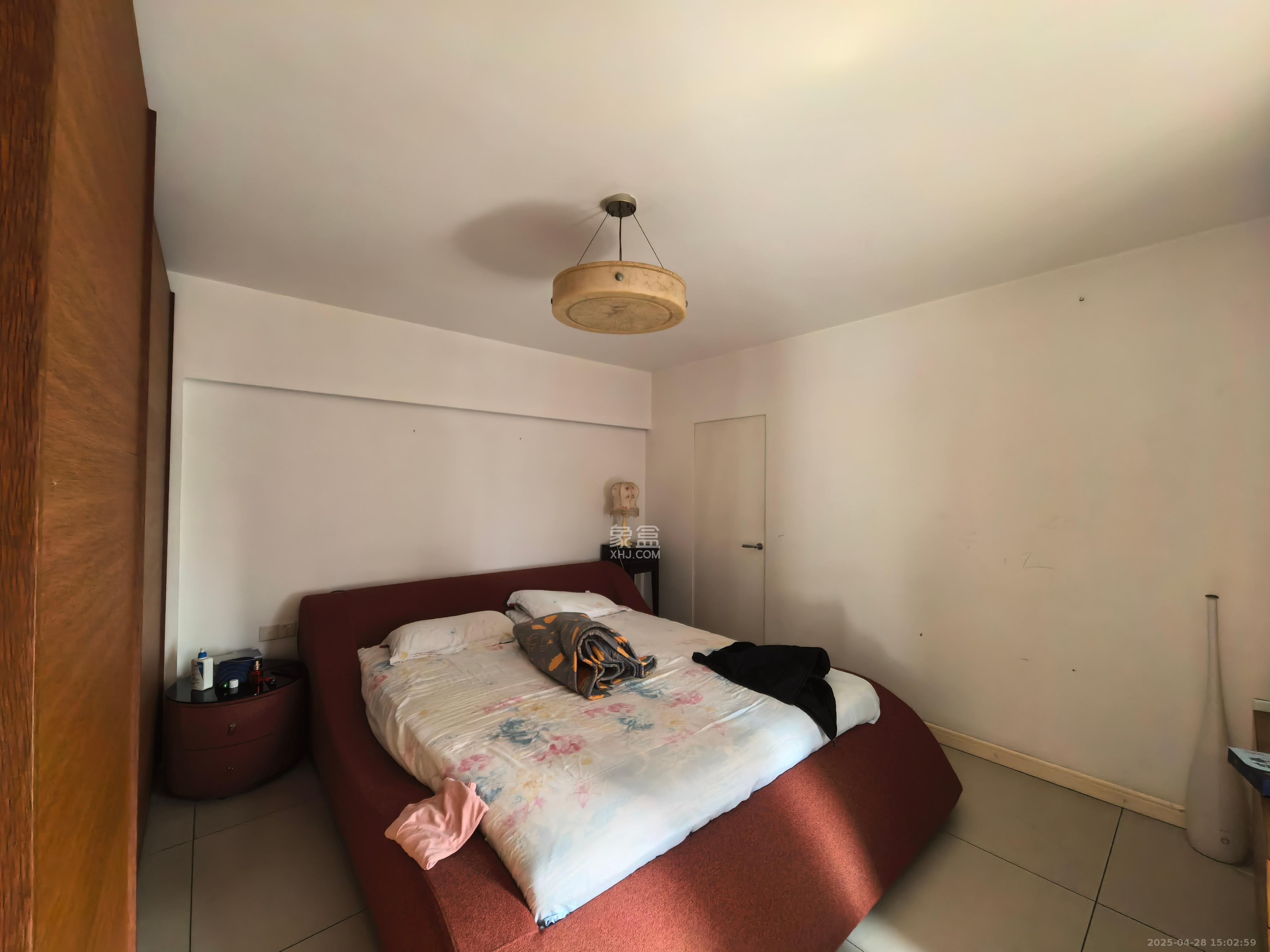 香格里嘉园 5室2厅3卫 7500.0元/月 香格里嘉园 5室2厅3卫 7500.0元/月室内图