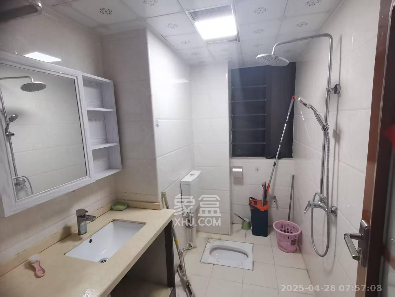 中国铁建梅溪青秀二期  3室2厅1卫   2700.00元/月室内图