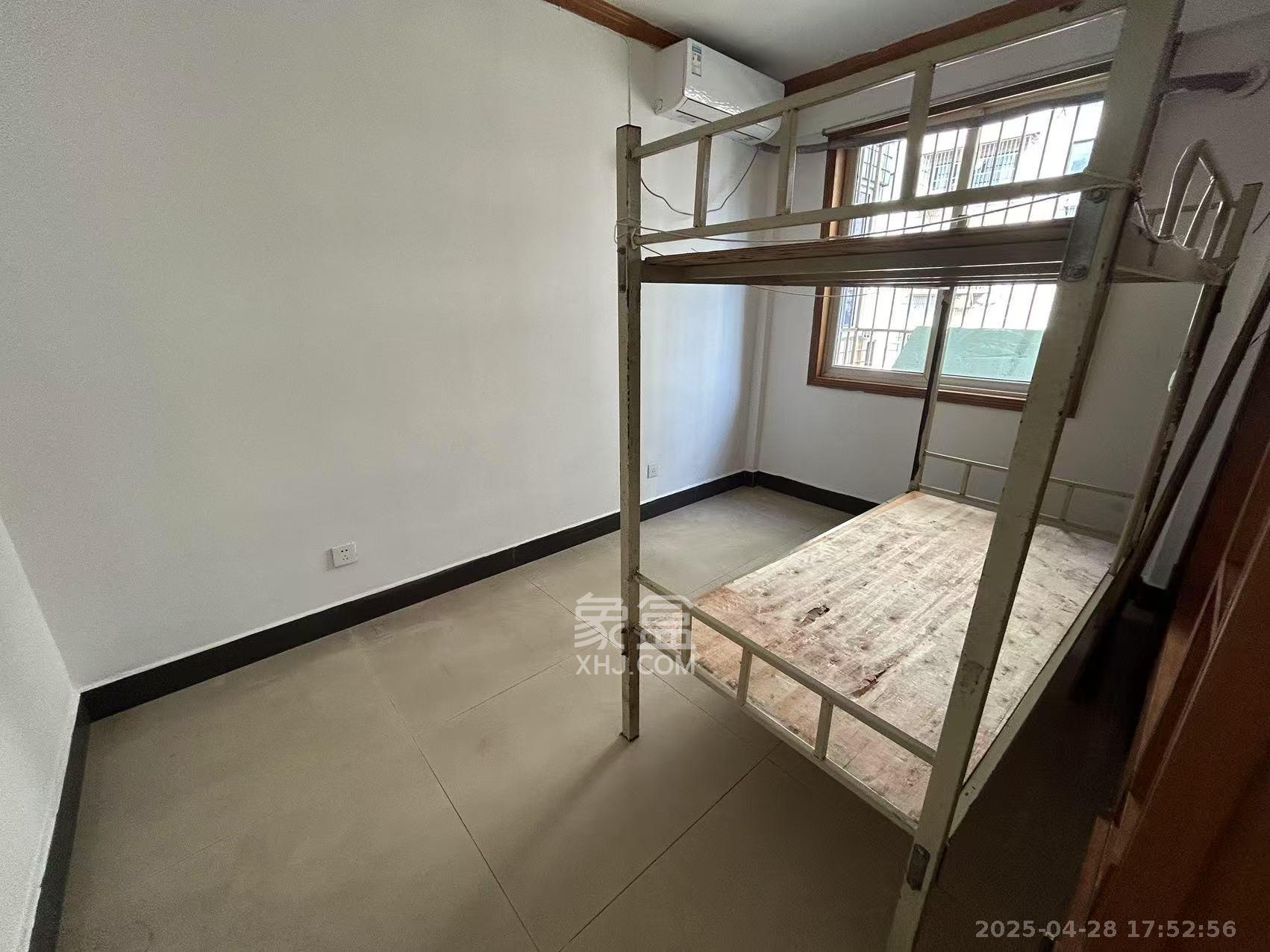 新世界商贸城 2室1厅1卫 2500.0元/月 新世界商贸城 2室1厅1卫 2500.0元/月室内图