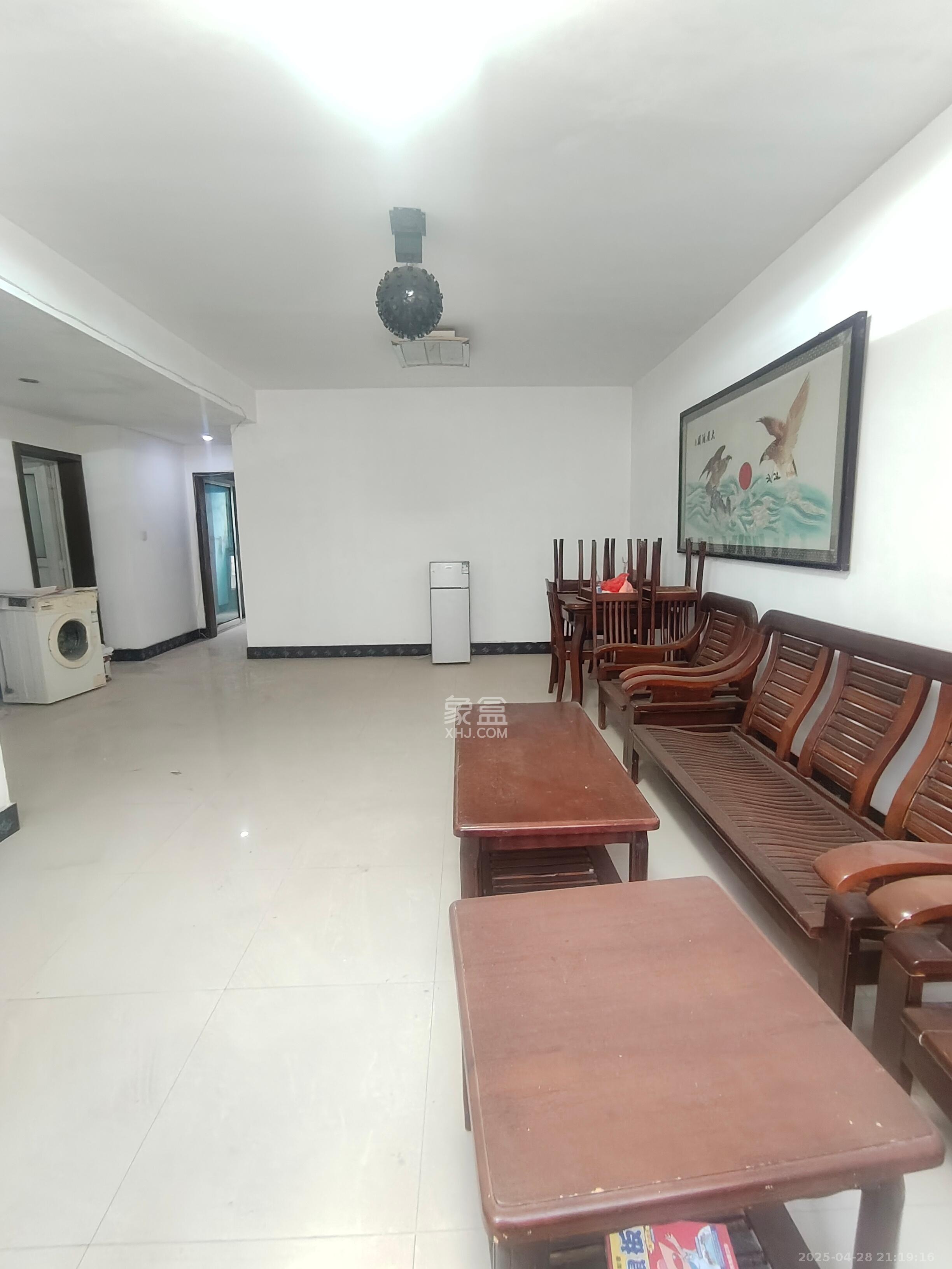 星沙汽配城(大塘村农机市场) 2室2厅1卫 1000.0元/月 星沙汽配城(大塘村农机市场) 2室2厅1卫 1000.0元/月室内图