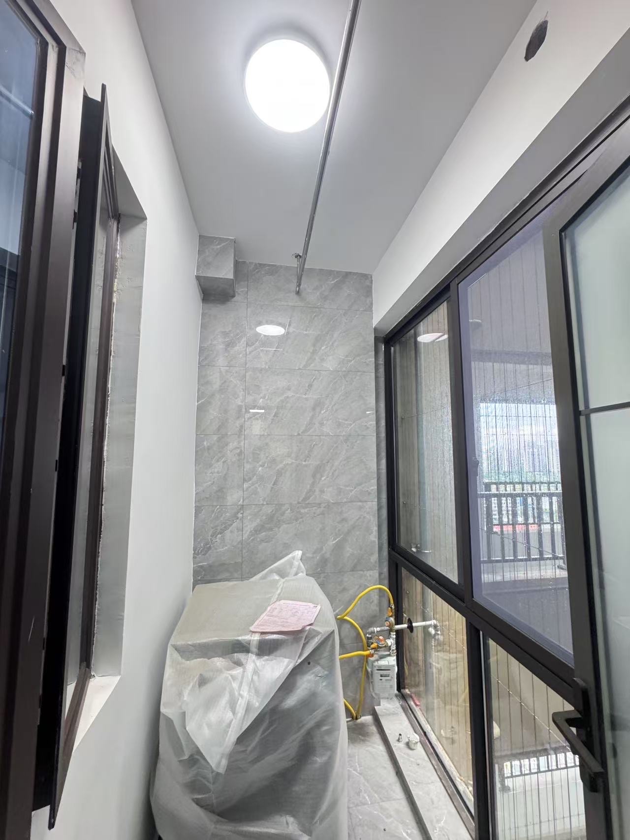 奥莱祥生府  3室2厅2卫   2700.00元/月室内图