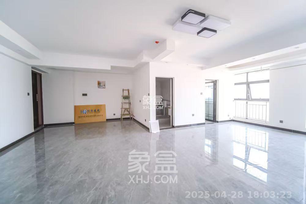 和悦城(蟠龙景苑)  1室1厅1卫   2000.00元/月室内图