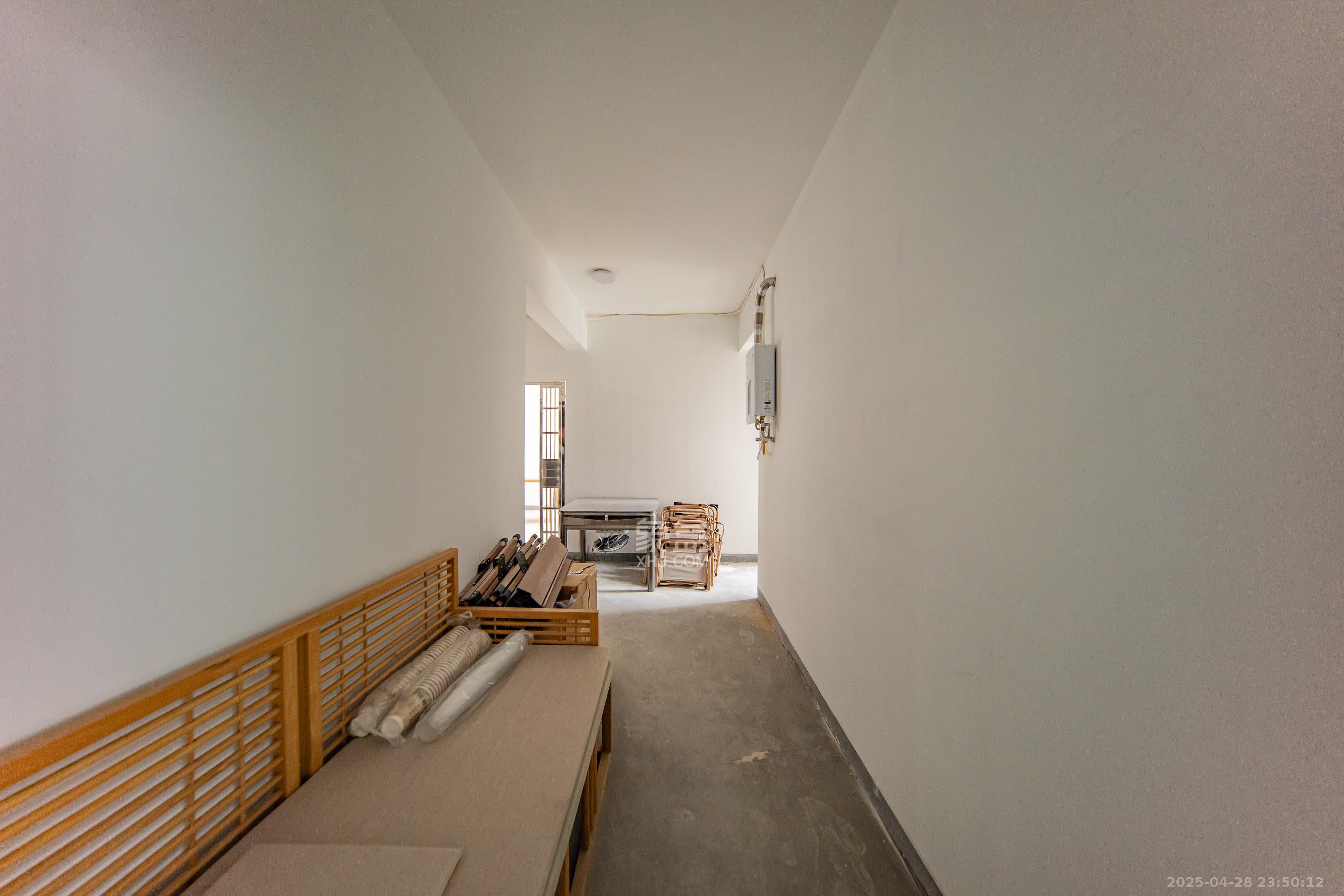 建投象山国际  6室2厅4卫   320.00万其他