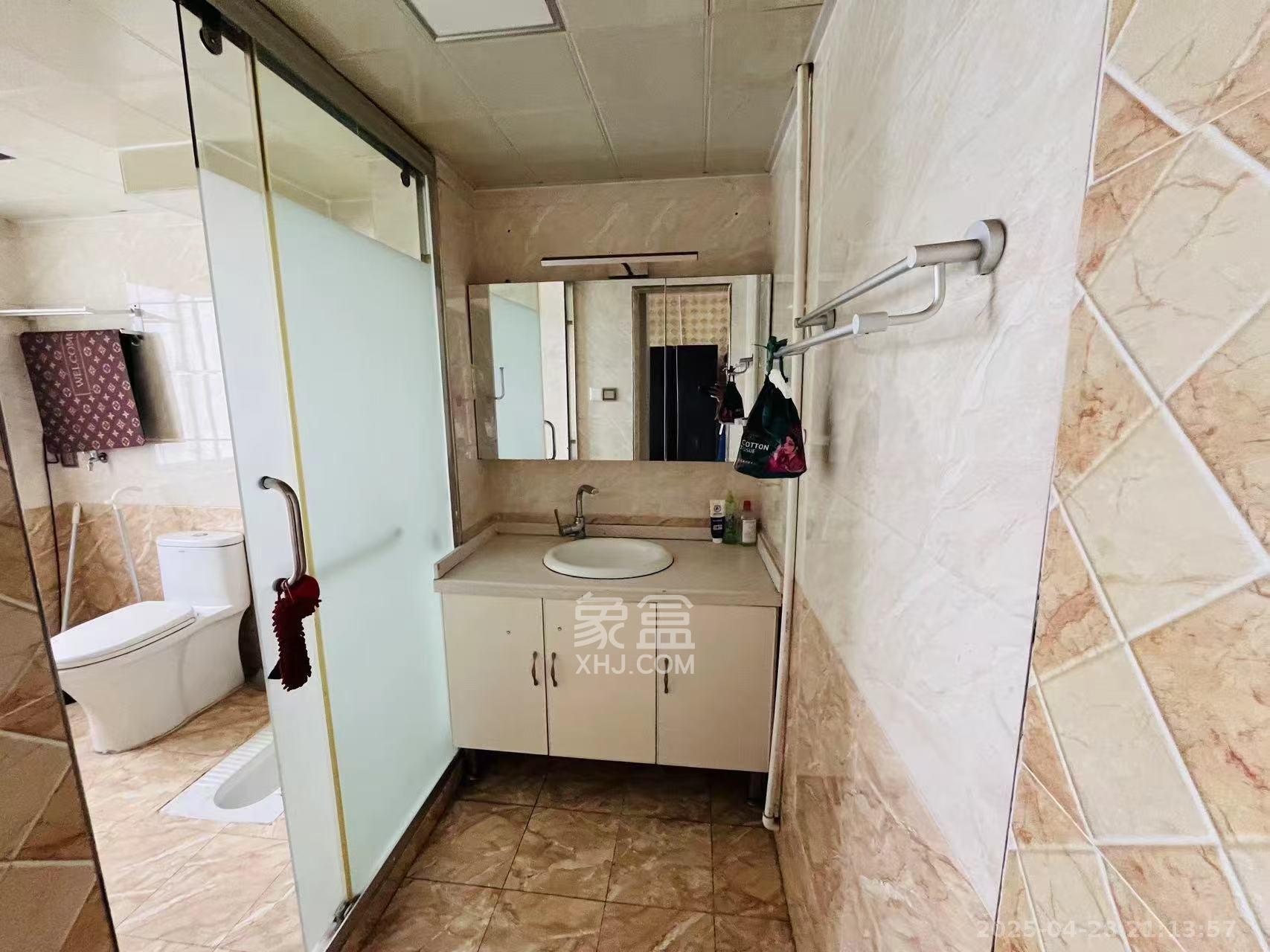 湘农大厦  3室2厅1卫   2800.00元/月室内图