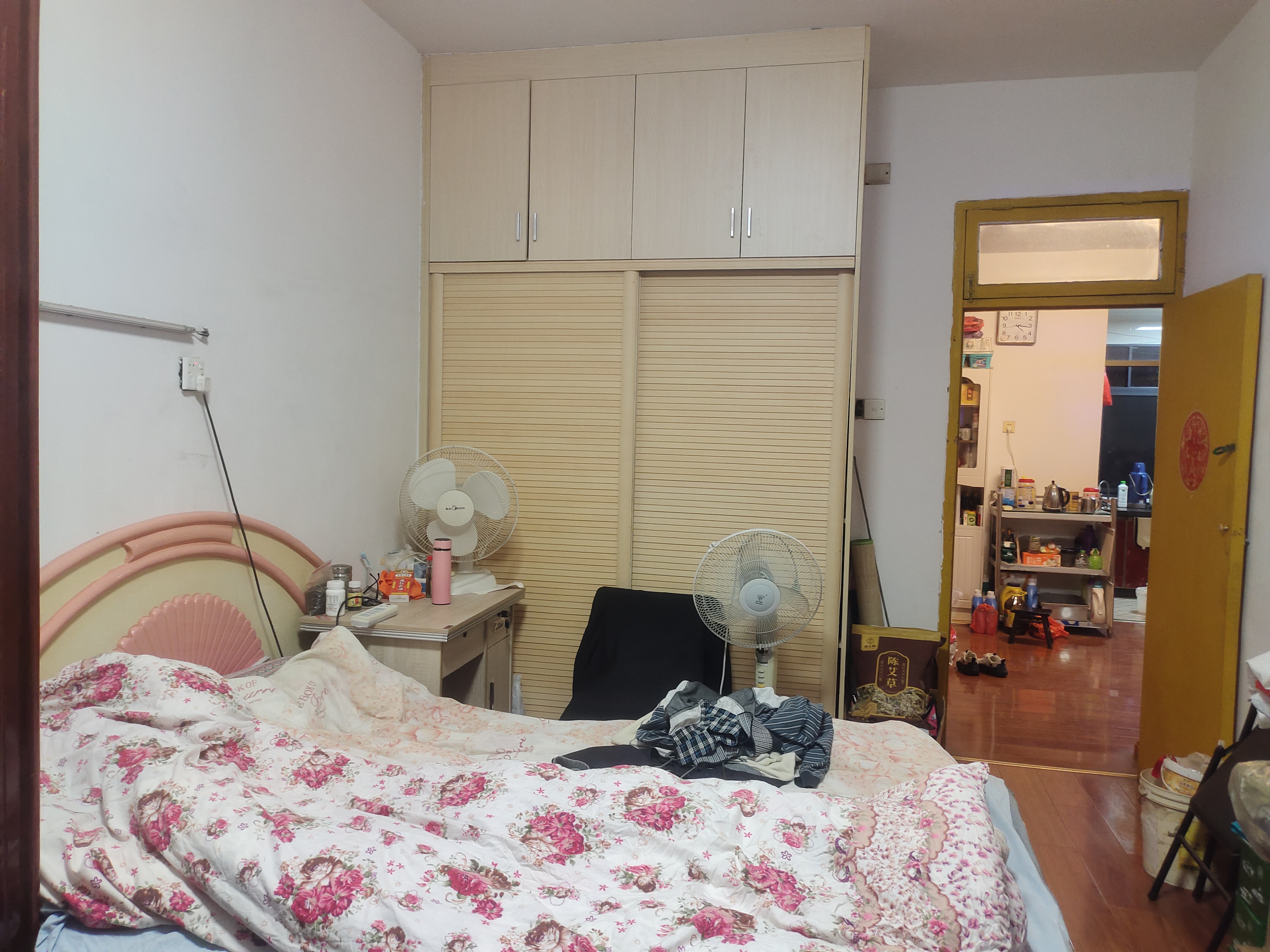 娄底毛巾厂 3室2厅1卫 22.0万 娄底毛巾厂 3室2厅1卫 22.0万卧室