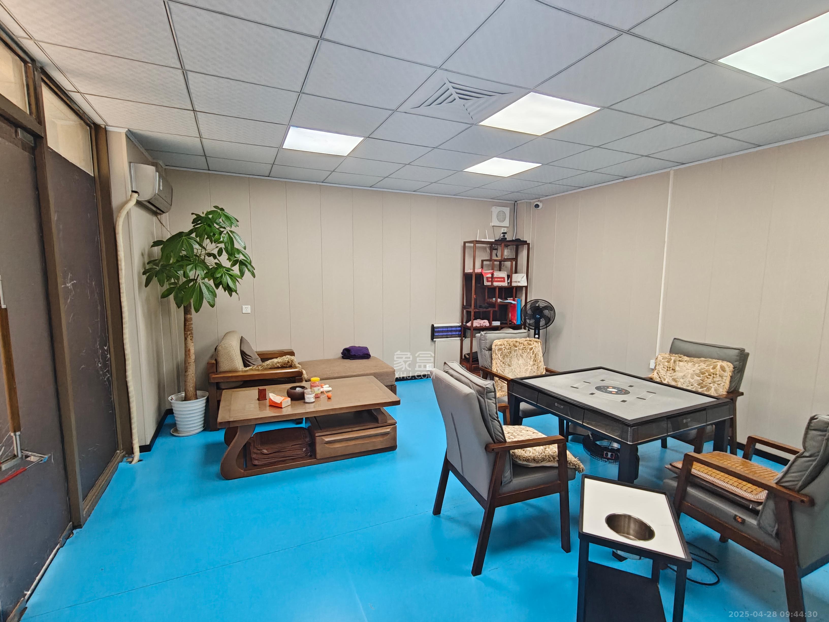 奥林匹克花园   110.0㎡      2500.0元/月室内图