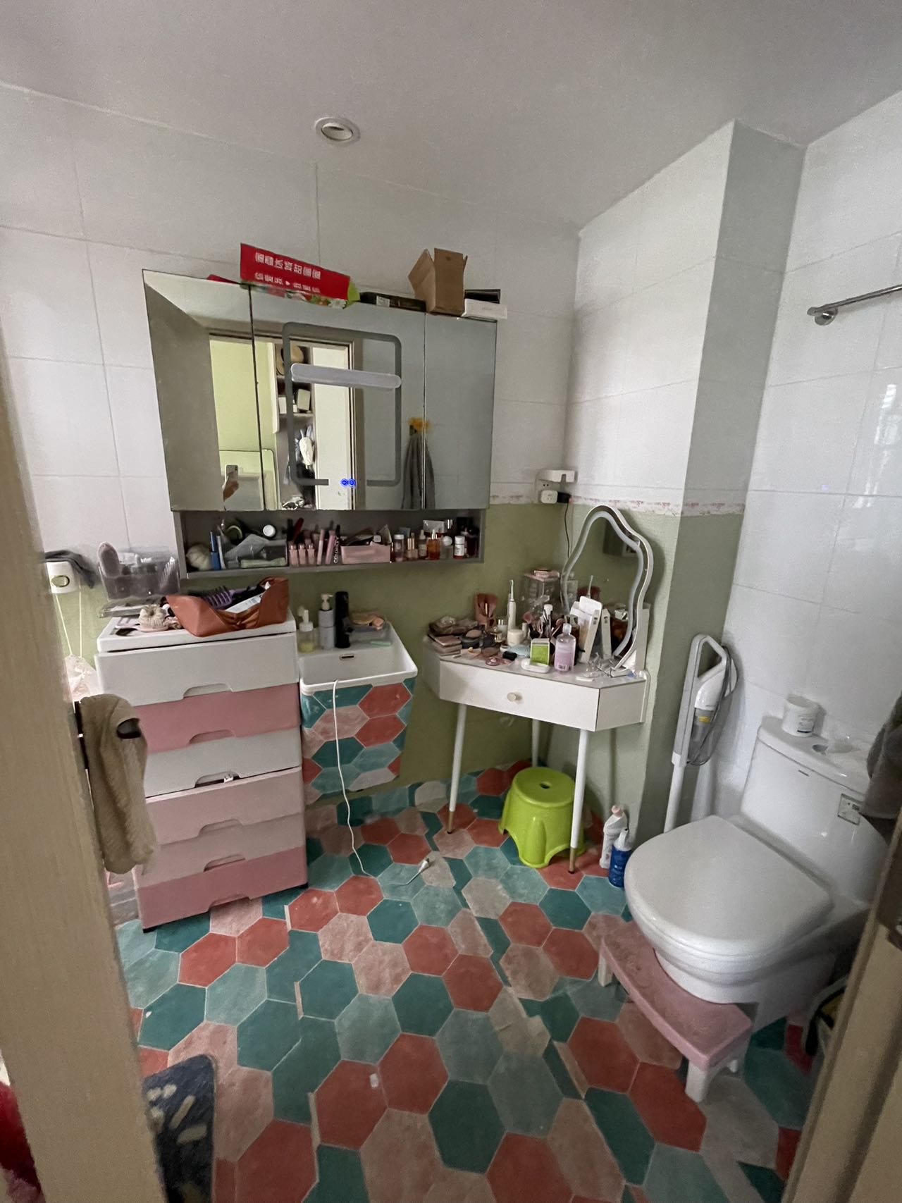 千江悦  3室2厅2卫    242.0万 千江悦  3室2厅2卫    242.0万室内图