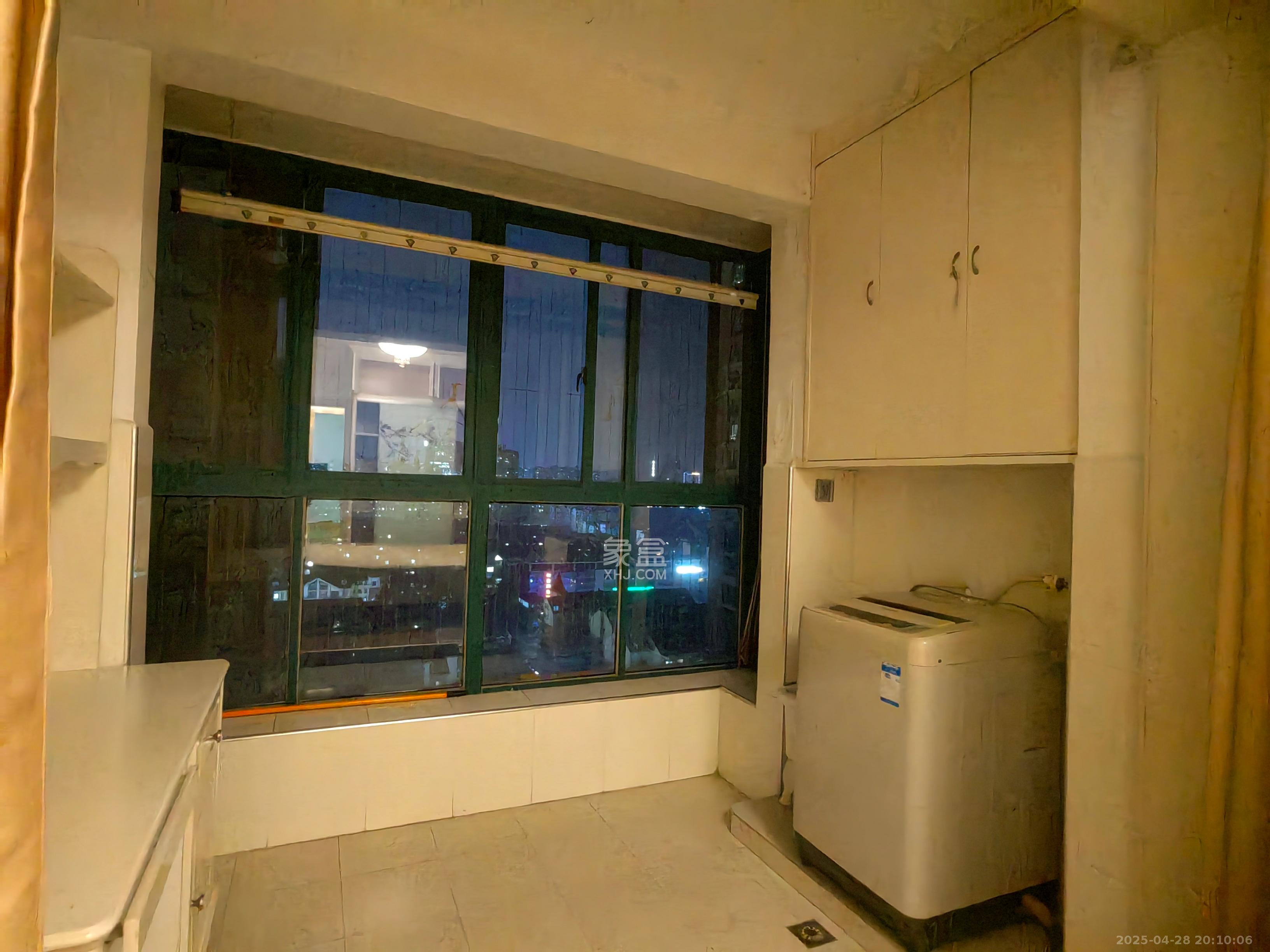 东玺门  2室2厅1卫   2600.00元/月室内图