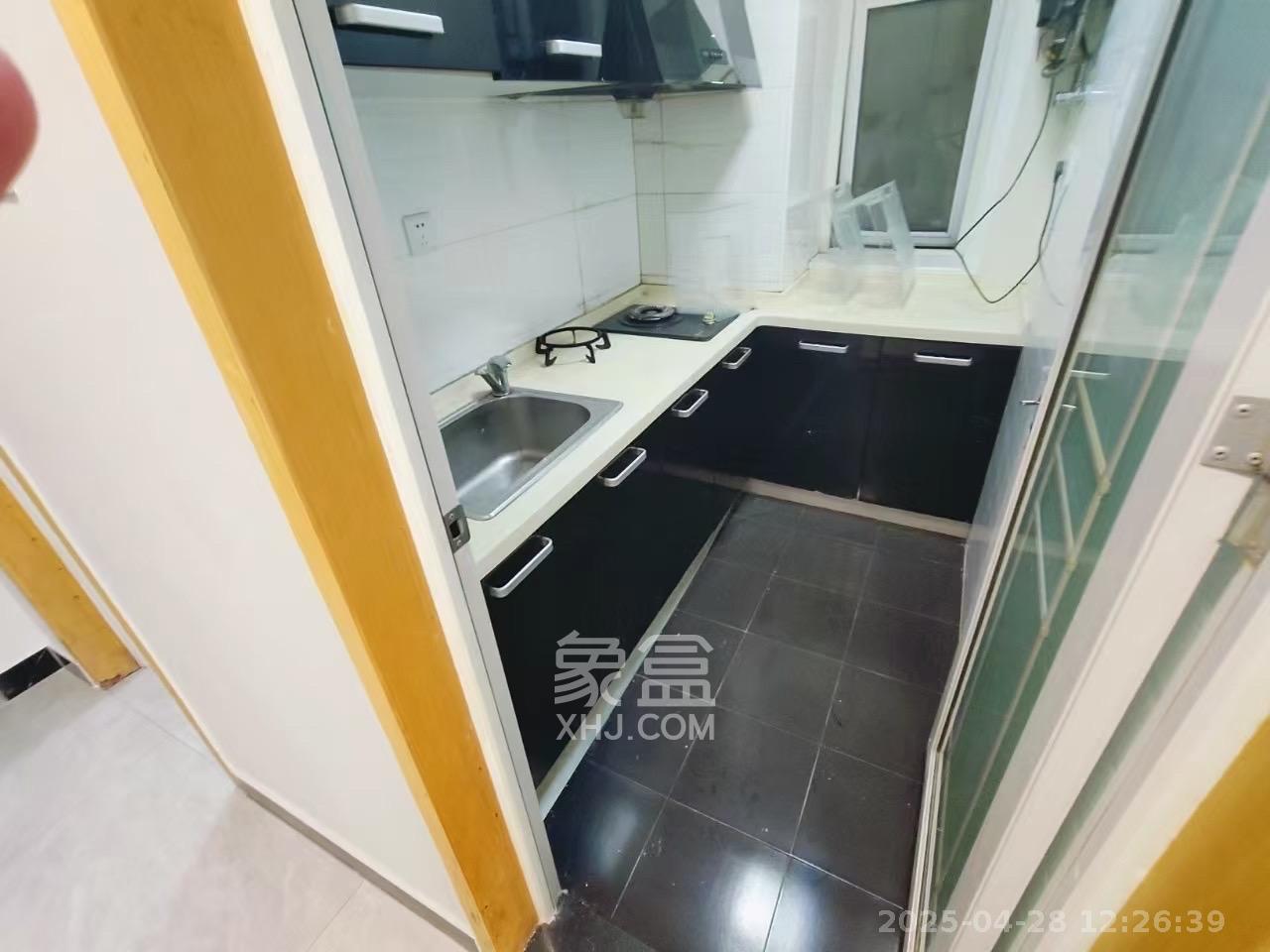 汇富中心  1室1厅1卫   2100.00元/月室内图