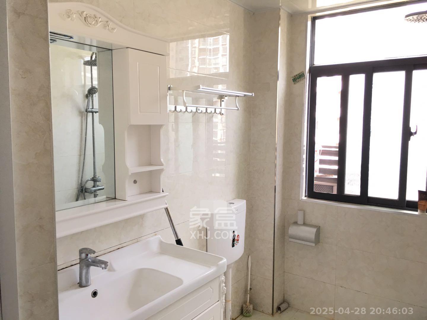 三江花中城 2室2厅1卫 2800.0元/月 三江花中城 2室2厅1卫 2800.0元/月室内图