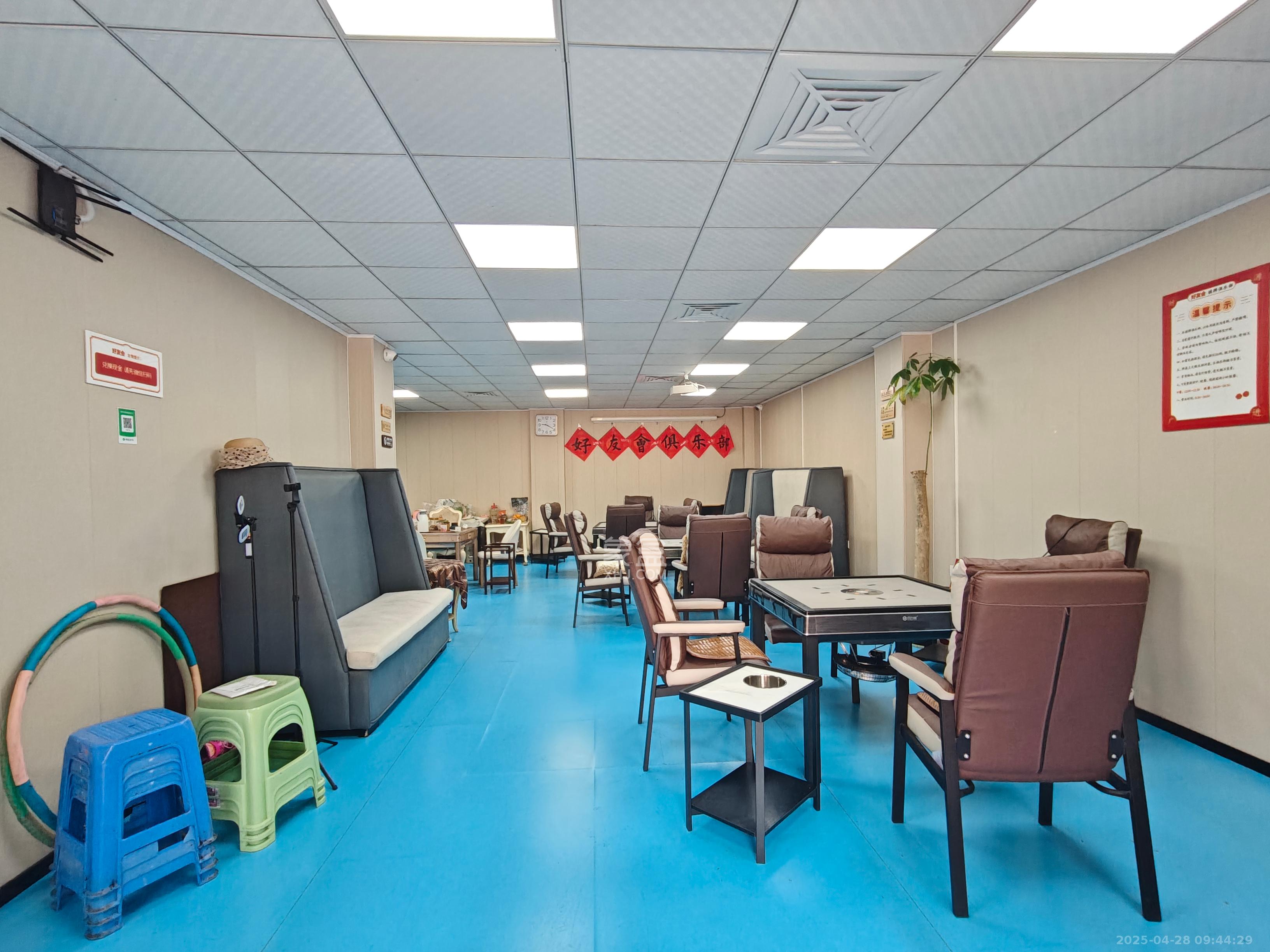 奥林匹克花园   110.0㎡      2500.0元/月室内图