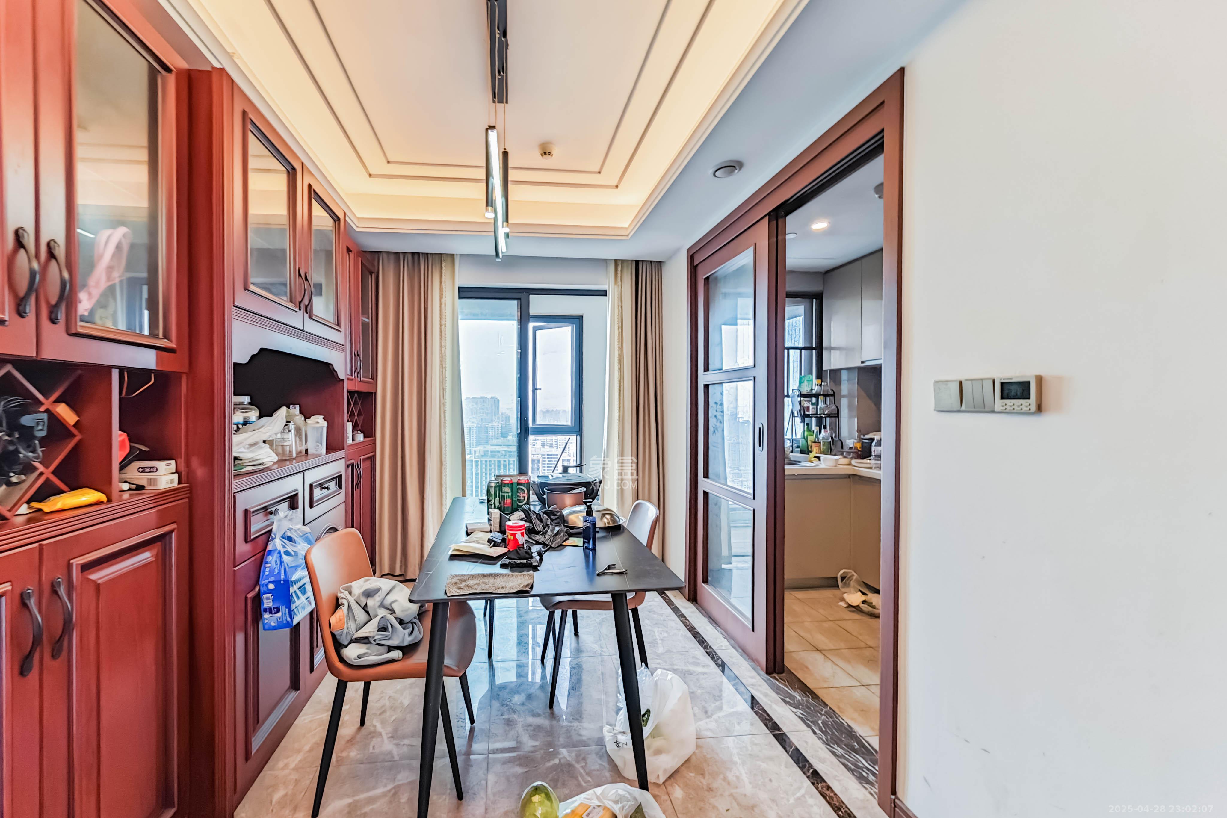 绿地长沙城际空间站(绿地新里佳苑)  4室2厅1卫    142.0万 绿地长沙城际空间站(绿地新里佳苑)  4室2厅1卫    142.0万其他