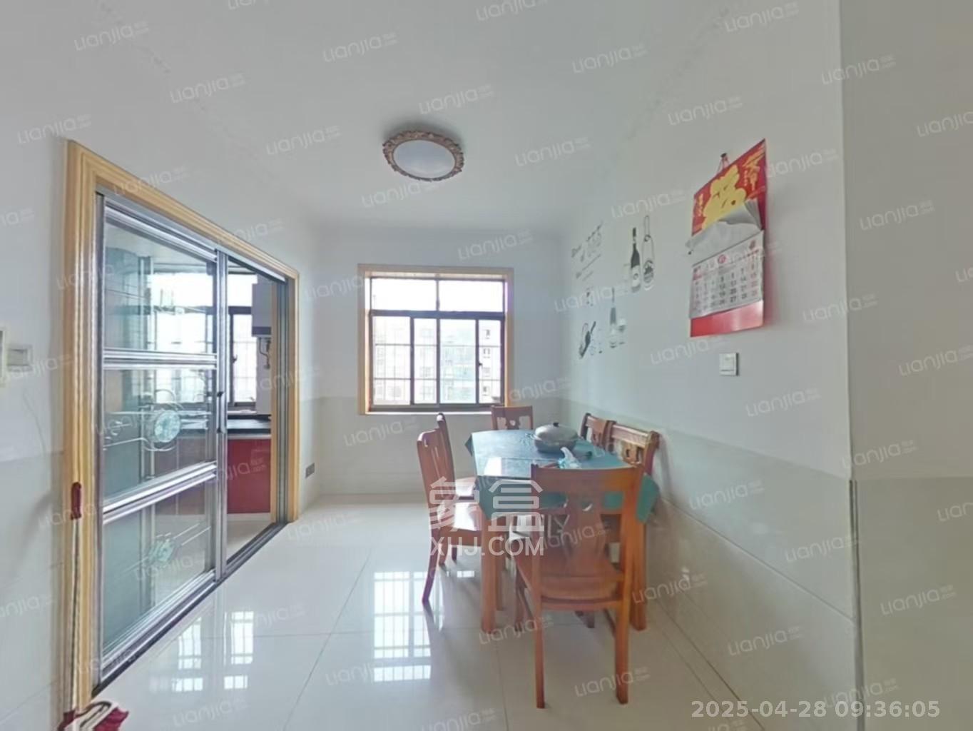 波隆城市花园 3室2厅2卫 2200.0元/月 波隆城市花园 3室2厅2卫 2200.0元/月室内图