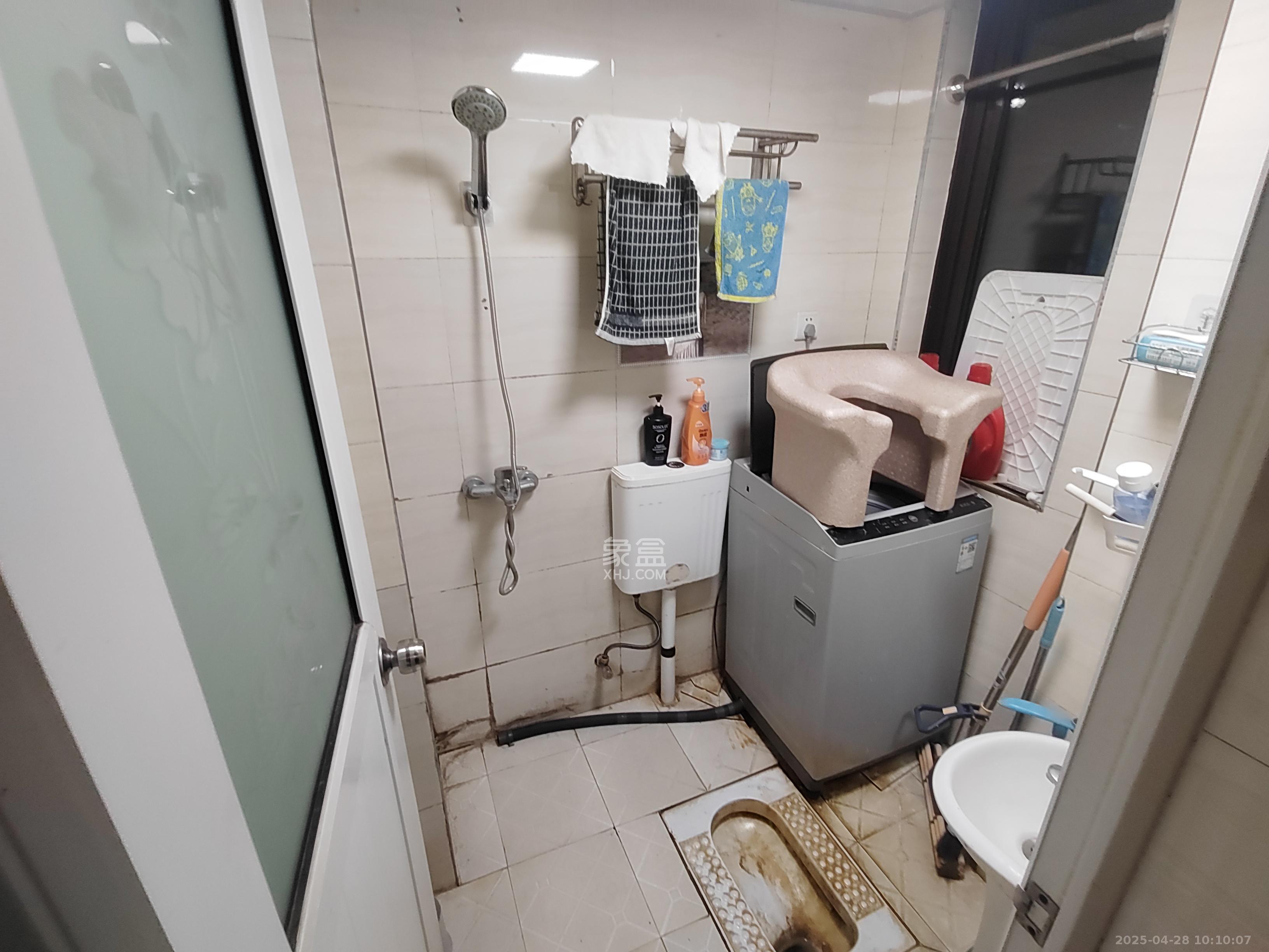 铂宫 2室1厅1卫 2200.0元/月 铂宫 2室1厅1卫 2200.0元/月室内图