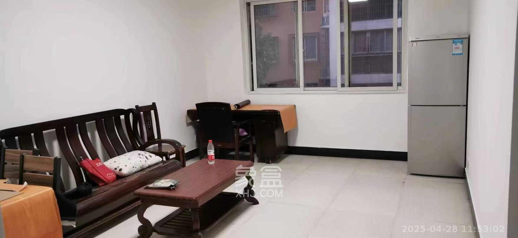 东岸锦城(东方人家)  1室1厅0卫   1500.00元/月室内图