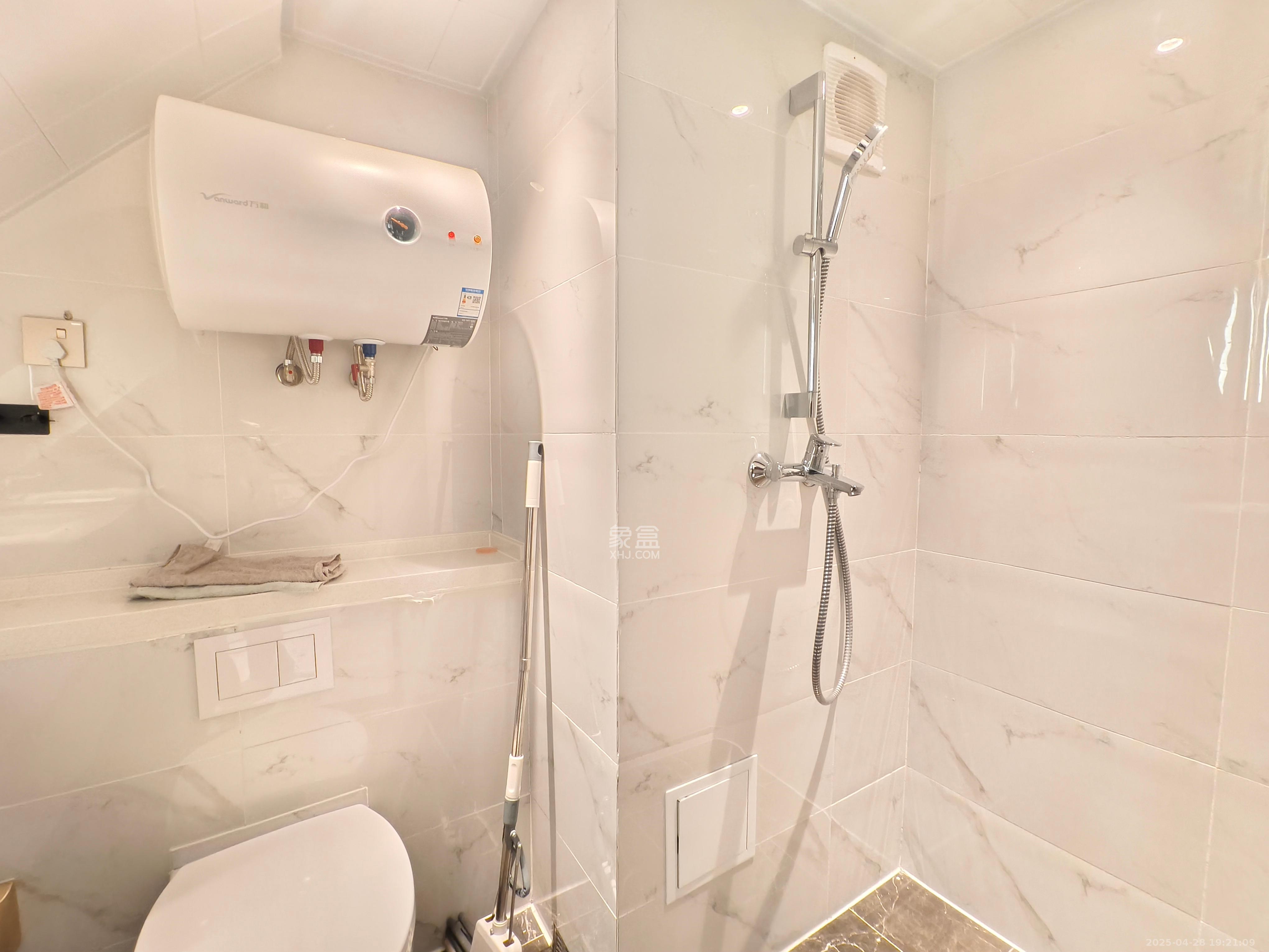 正荣梅溪紫阙台 2室1厅1卫 2200.0元/月 正荣梅溪紫阙台 2室1厅1卫 2200.0元/月室内图