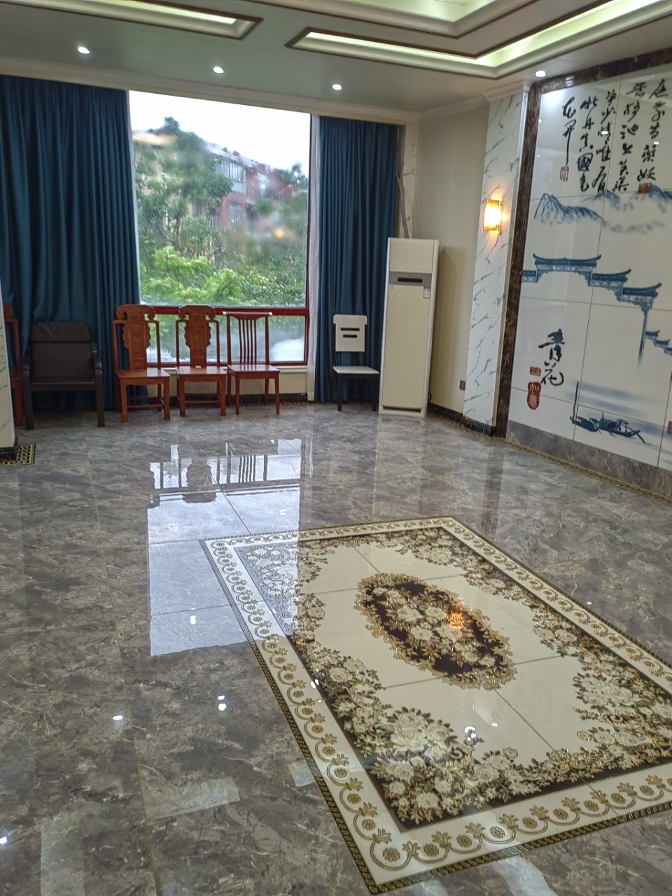 龙墅湾  6室5厅4卫   35000.00元/月室内图