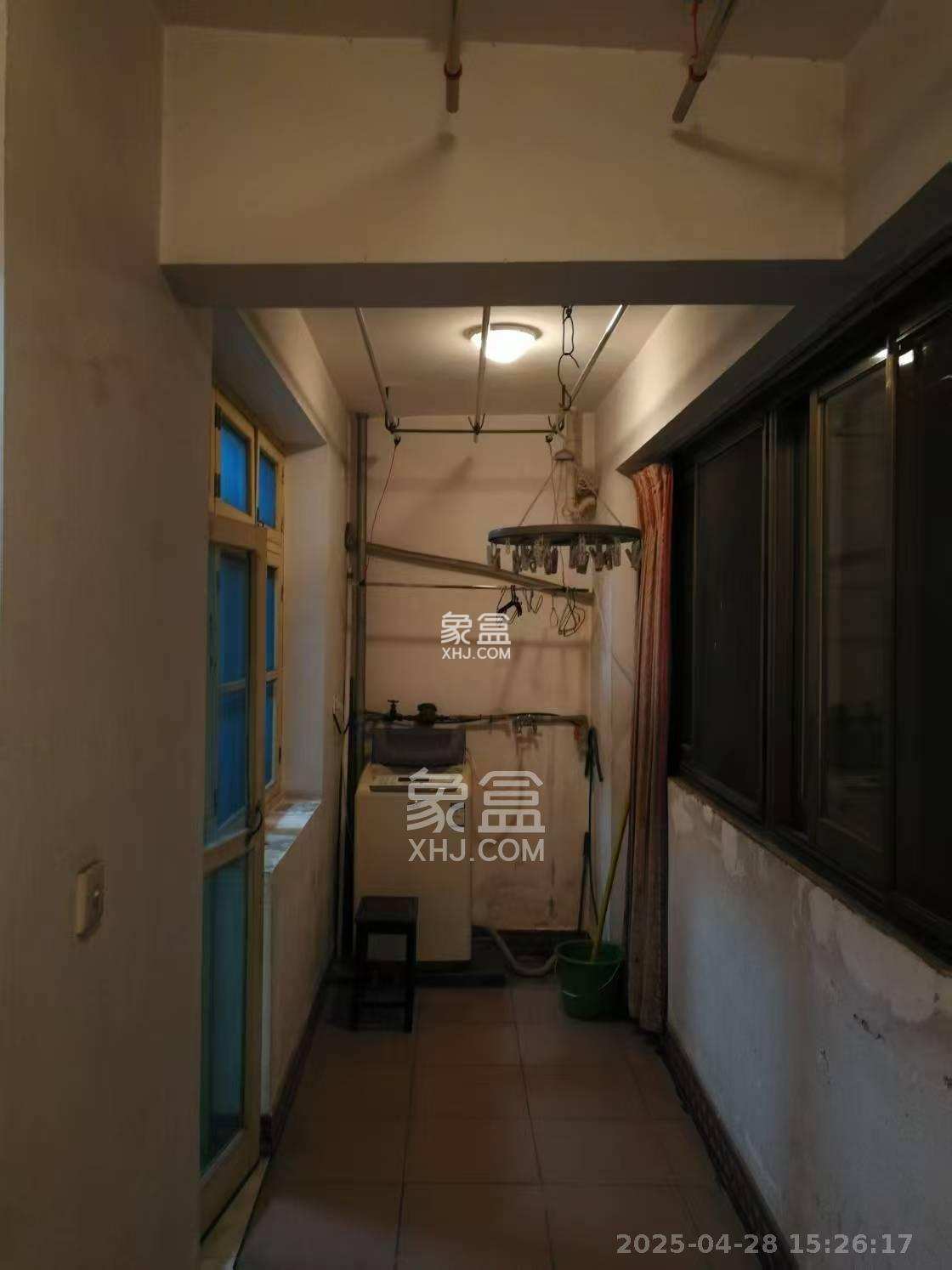 东风一村社区房(王家垅)  2室1厅1卫    1300.0元/月 东风一村社区房(王家垅)  2室1厅1卫    1300.0元/月室内图