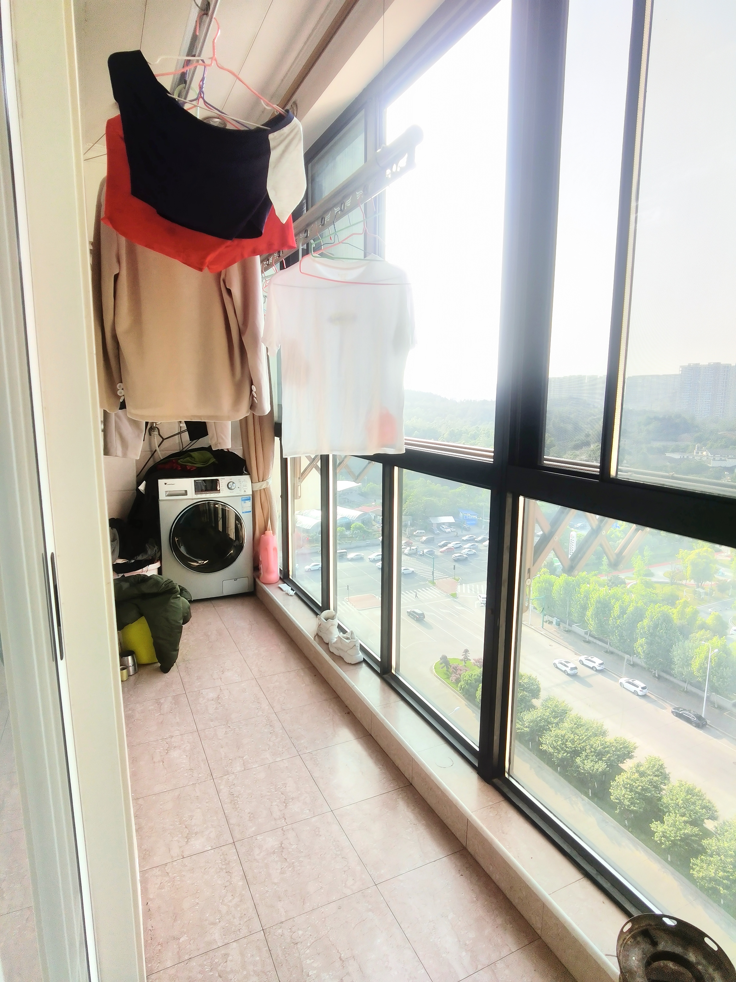 梓湖东城 3室2厅2卫 60.0万 梓湖东城 3室2厅2卫 60.0万客厅