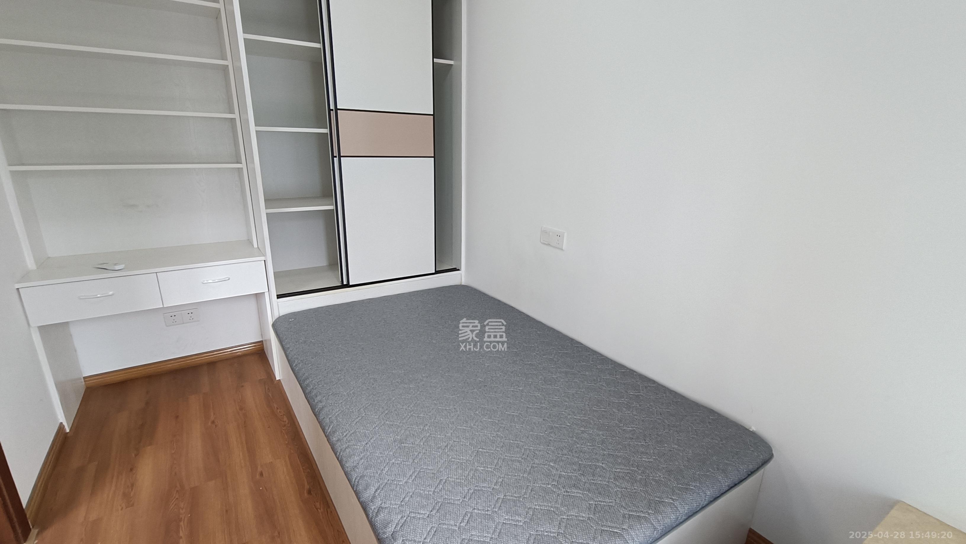 博林云栖  2室1厅1卫   2300.00元/月室内图