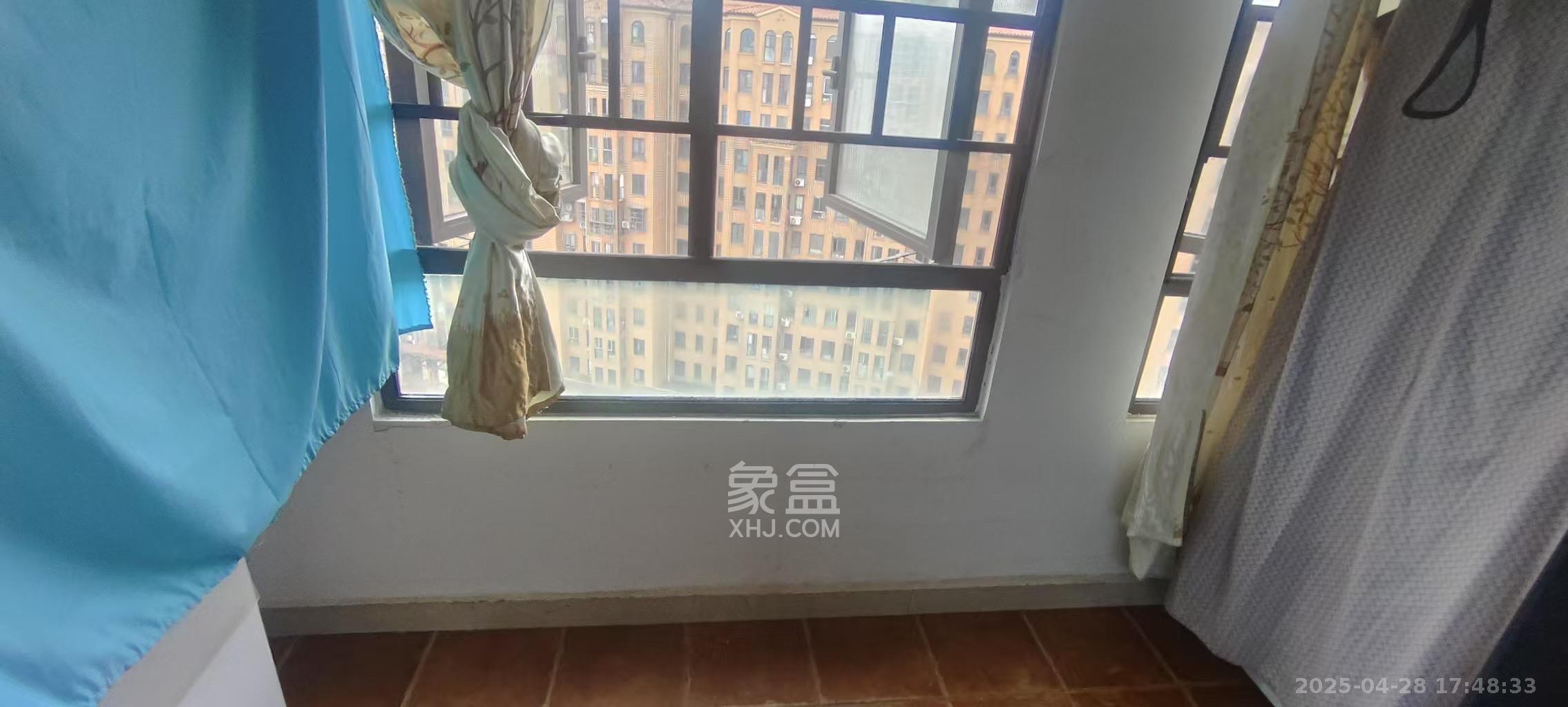 中信凯旋蓝岸（中信新城三期）  1室1厅1卫   1300.00元/月