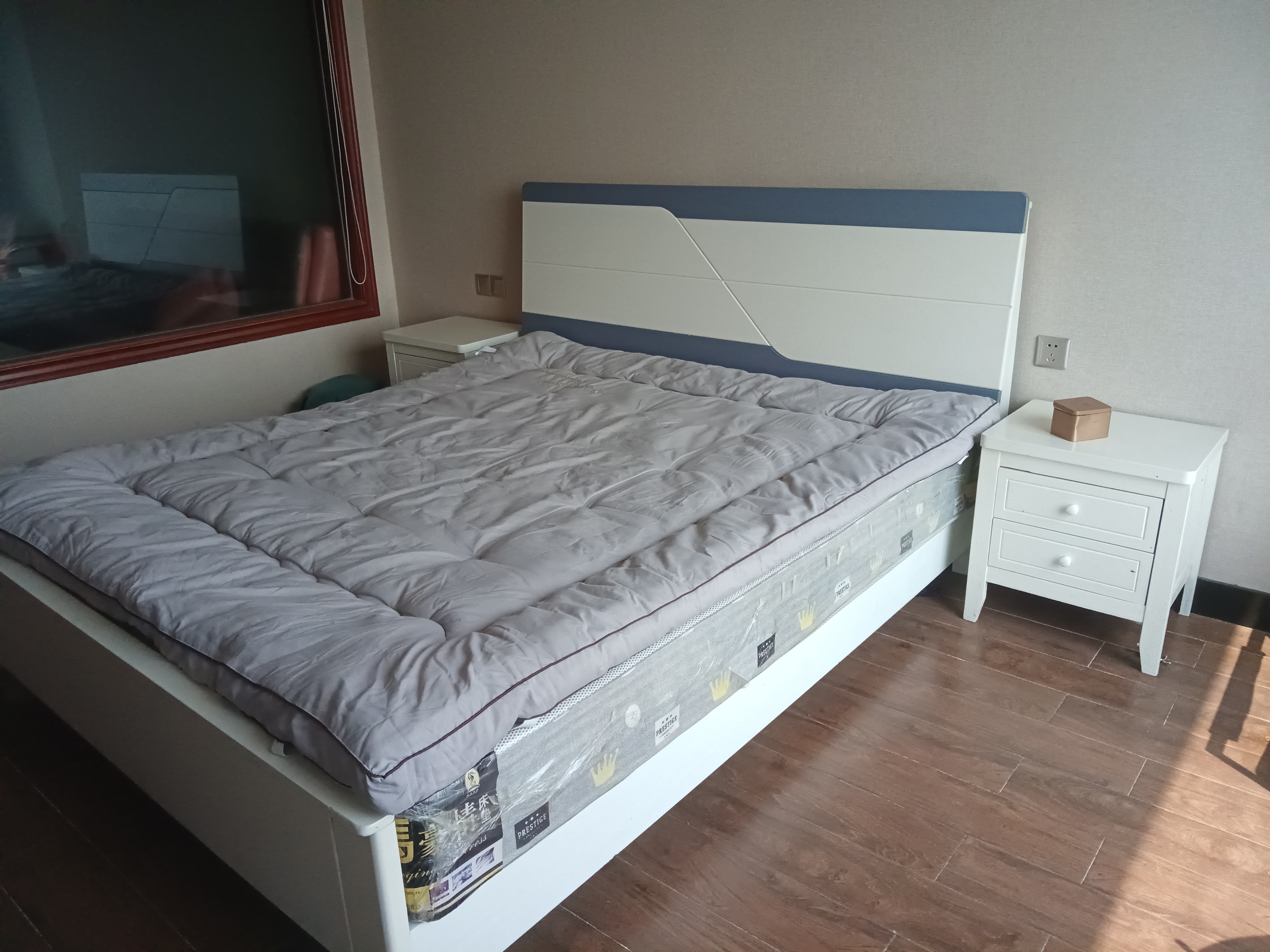 江岸公馆 1室0厅0卫 1600.0元/月 江岸公馆 1室0厅0卫 1600.0元/月室内图