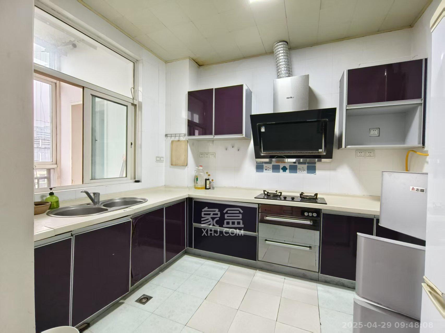 柠檬丽都 4室2厅2卫 2800.0元/月 柠檬丽都 4室2厅2卫 2800.0元/月室内图