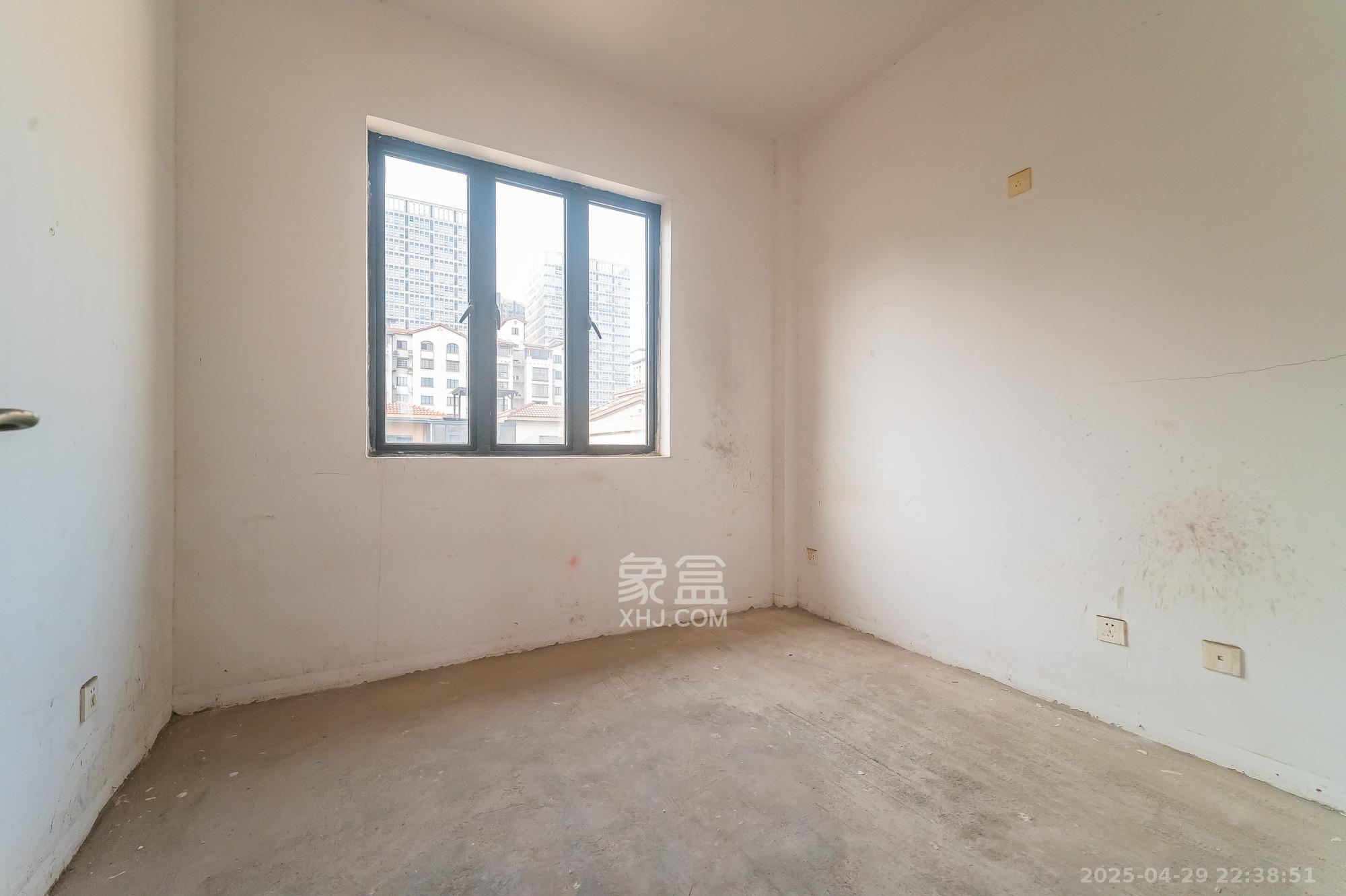 鹏基诺亚山林  6室2厅2卫    139.8万 鹏基诺亚山林  6室2厅2卫    139.8万其他